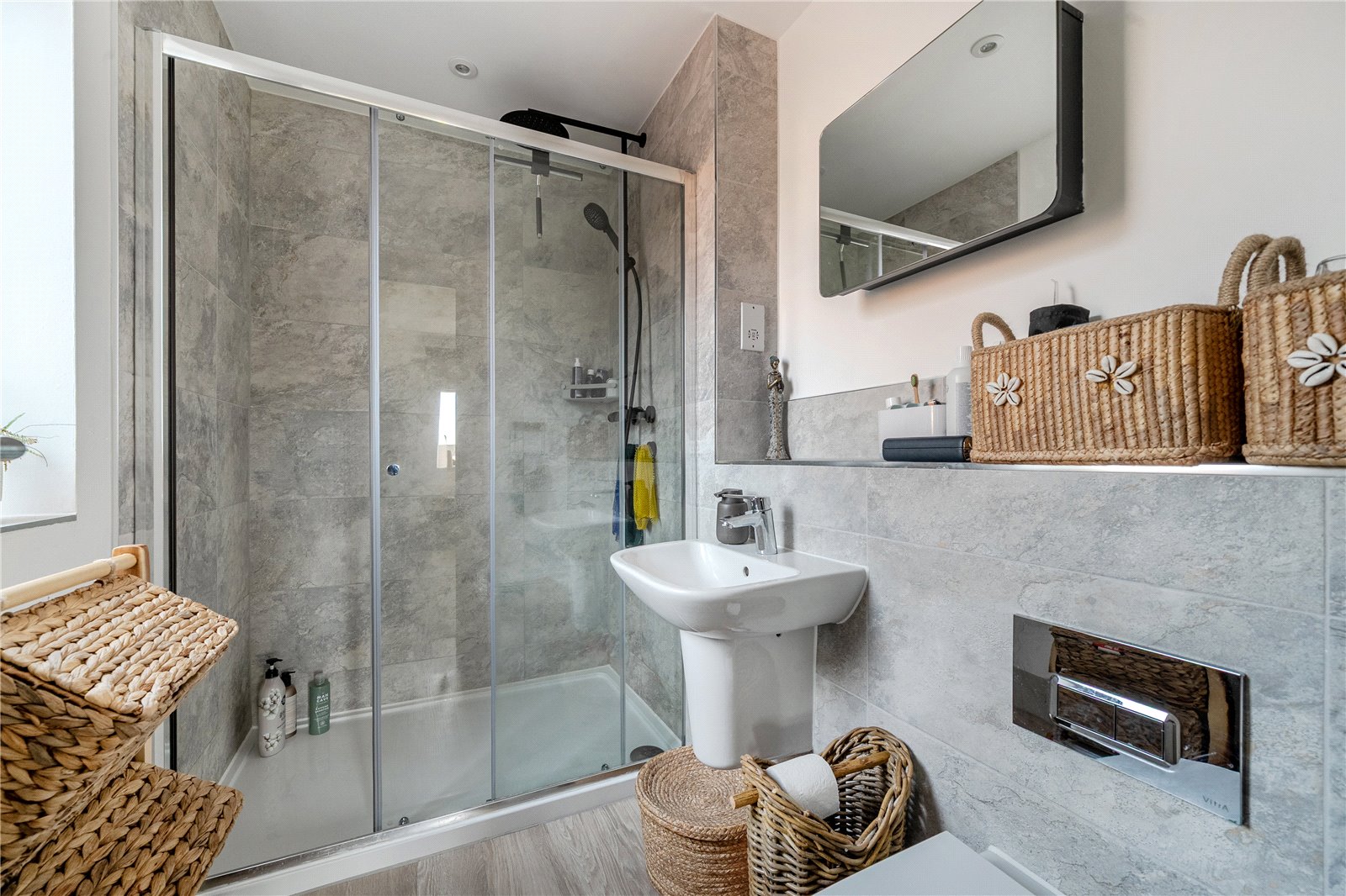 4 bedroom House for sale in Bishops Cleeve, Cheltenham