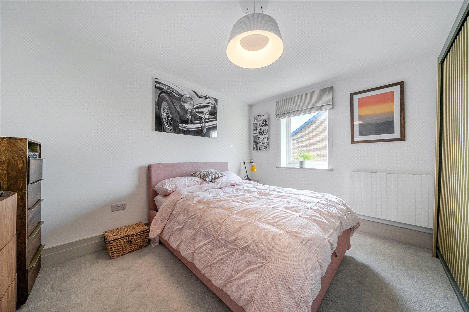 4 bedroom House for sale in Bishops Cleeve, Cheltenham