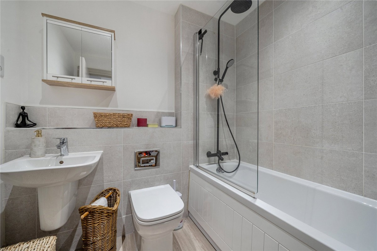 Bishops Cleeve, Cheltenham