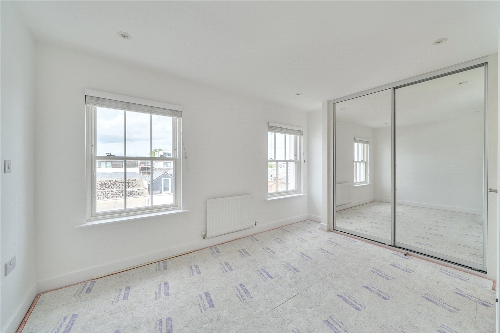 3 bedroom Flat for sale in Cheltenham