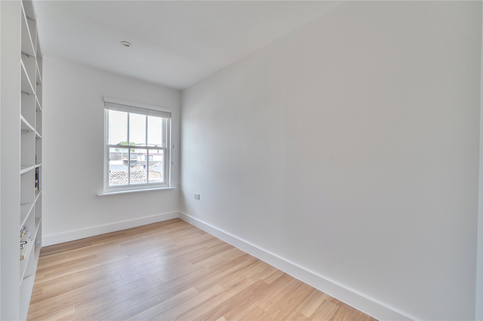 3 bedroom Flat for sale in Cheltenham