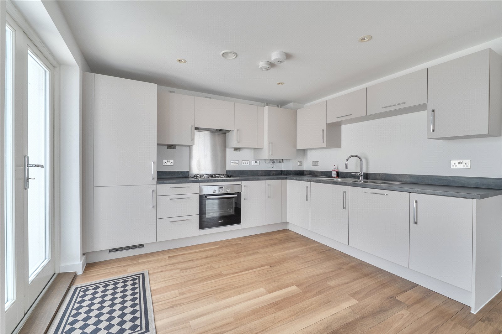 3 bedroom Flat for sale in Cheltenham
