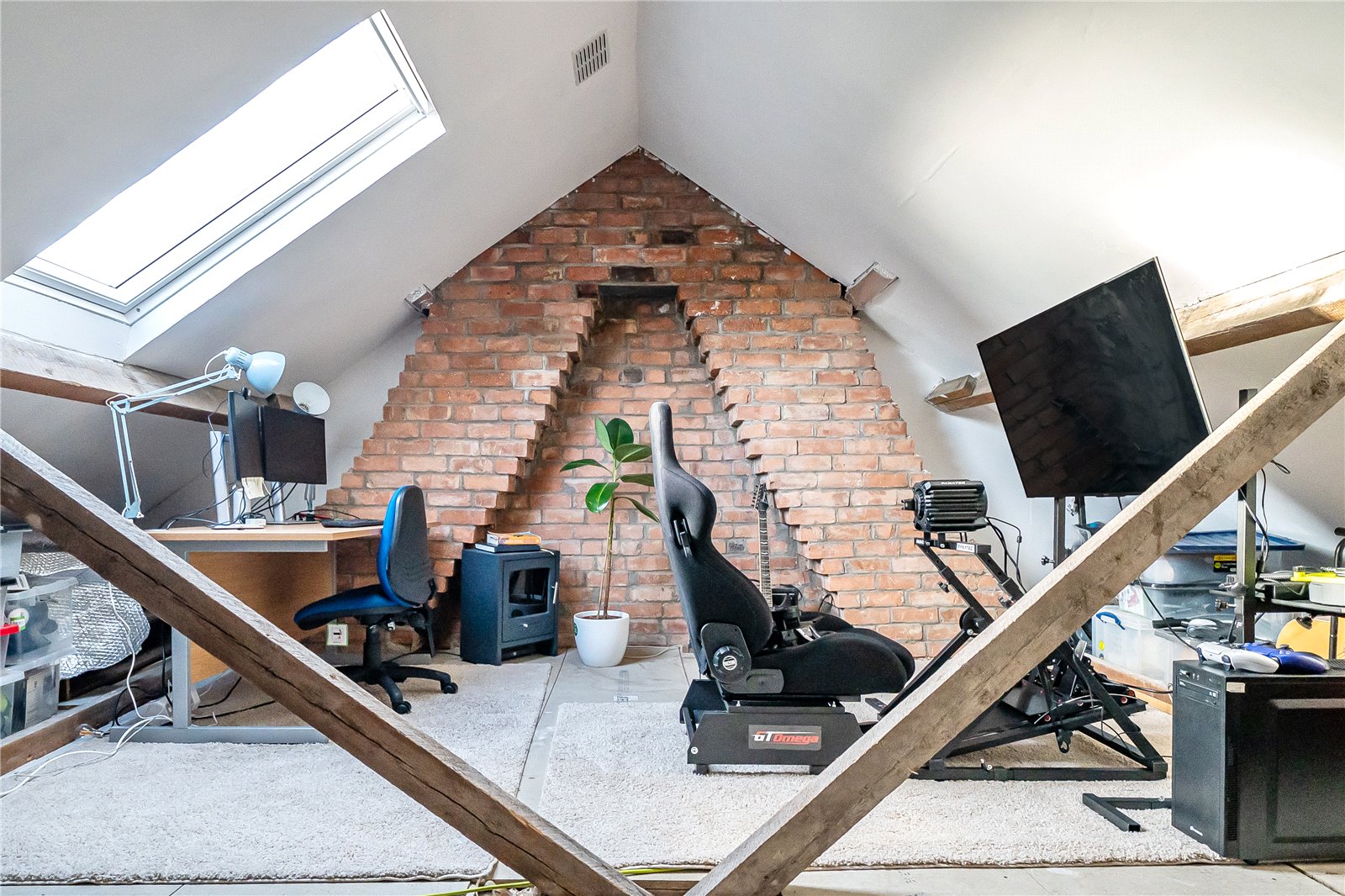 2 bedroom House for sale in Cheltenham