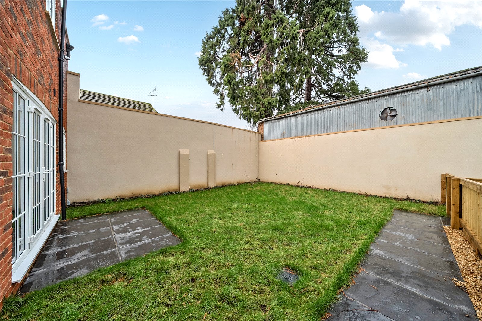 2 bedroom House for sale in Cheltenham