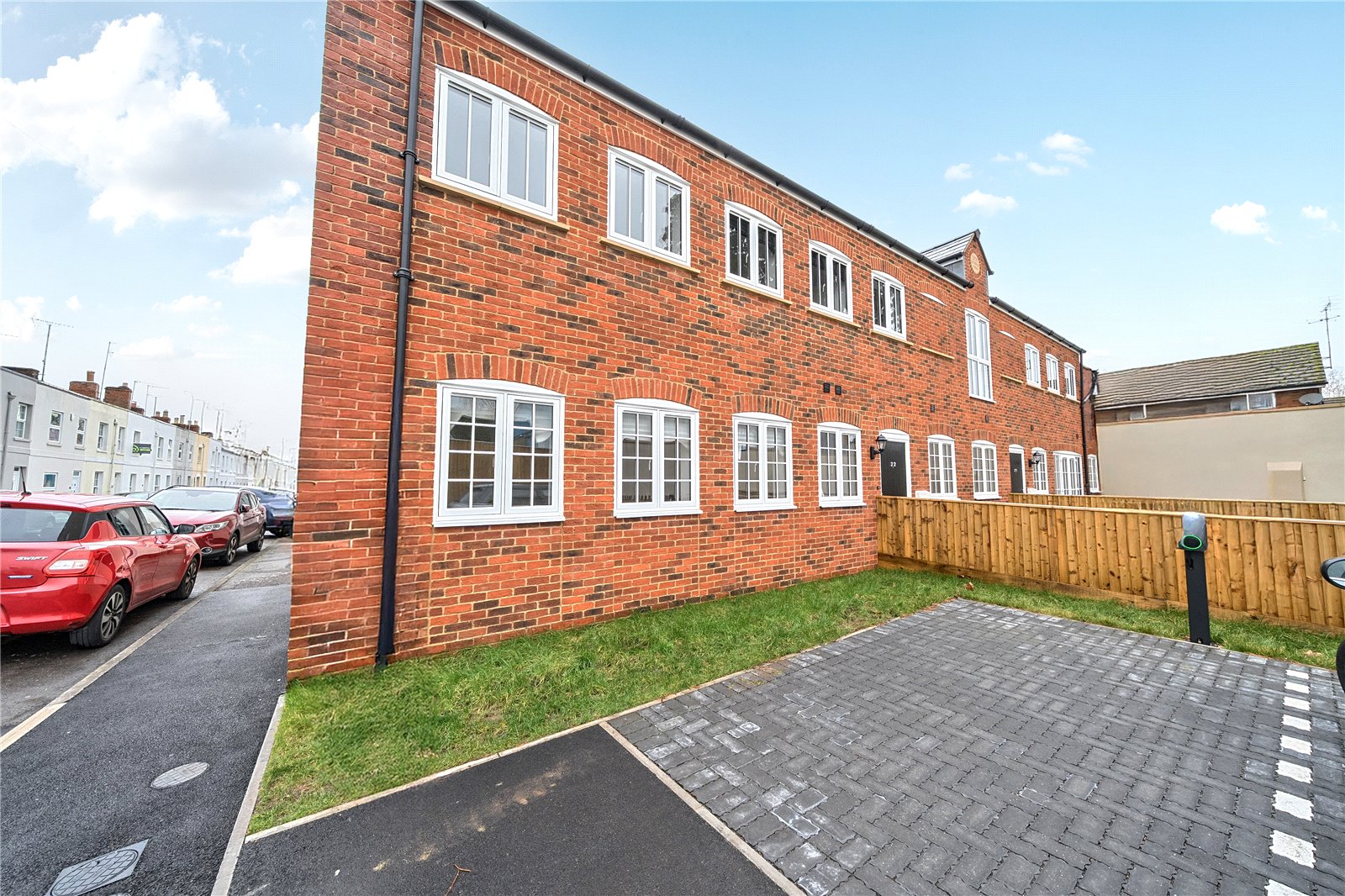 3 bedroom House for sale in Cheltenham