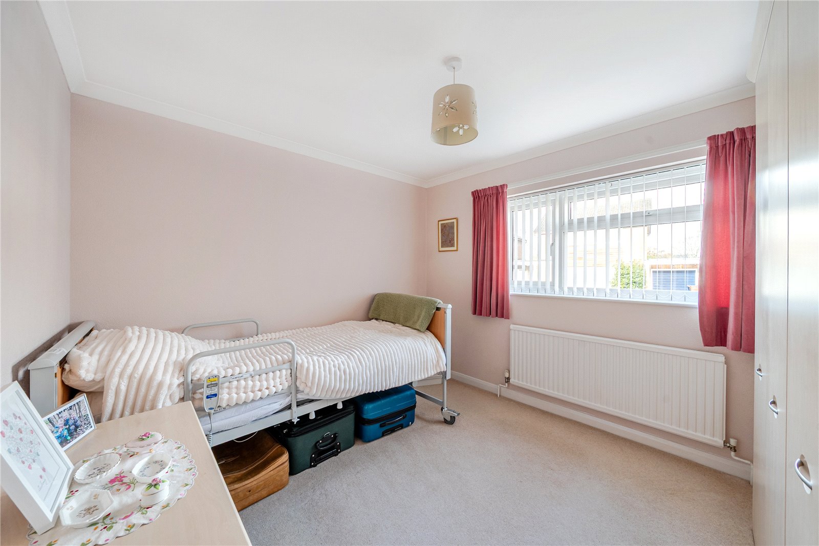 2 bedroom Bungalow for sale in Leckhampton, Cheltenham