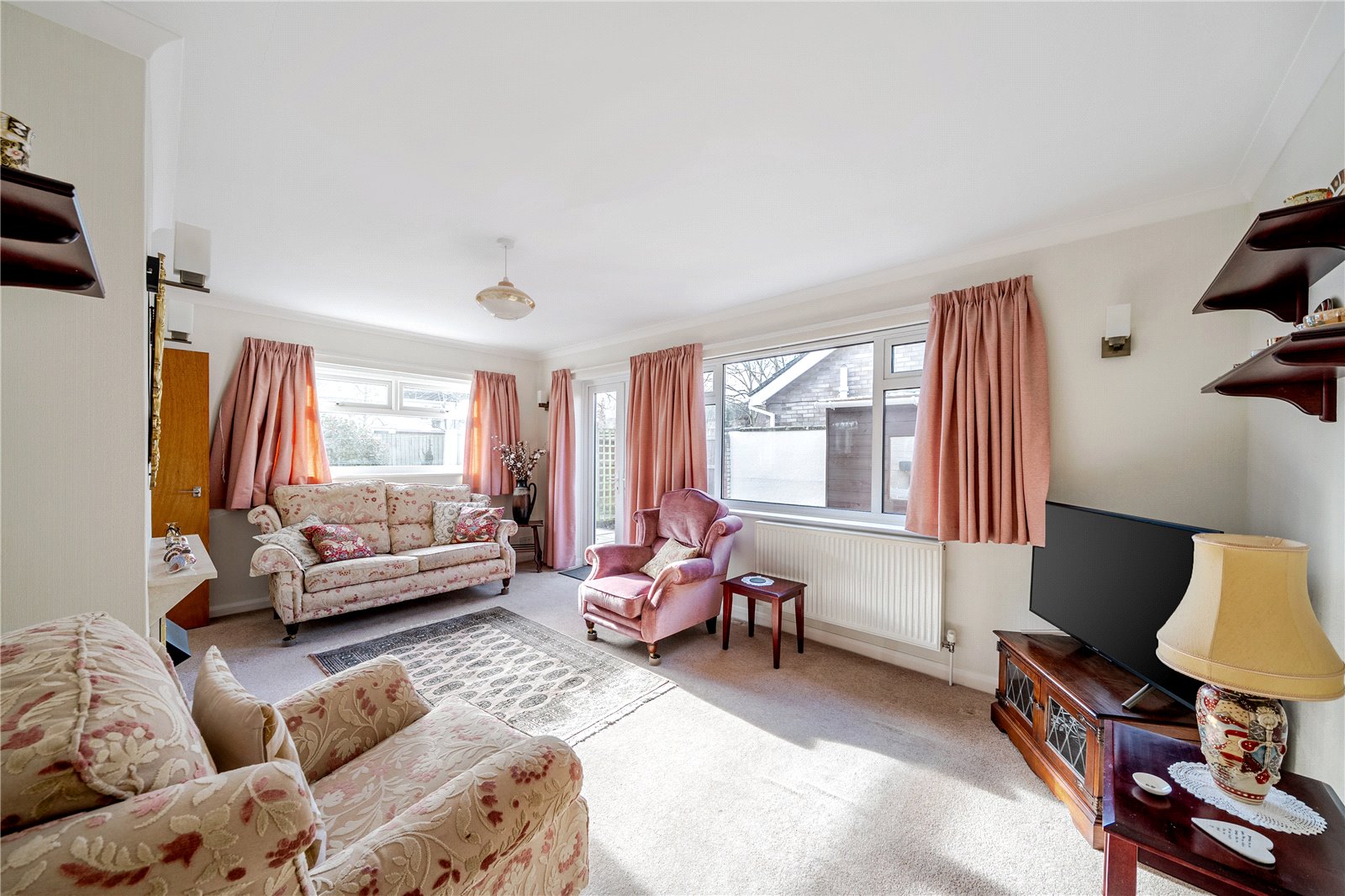 2 bedroom Bungalow for sale in Leckhampton, Cheltenham