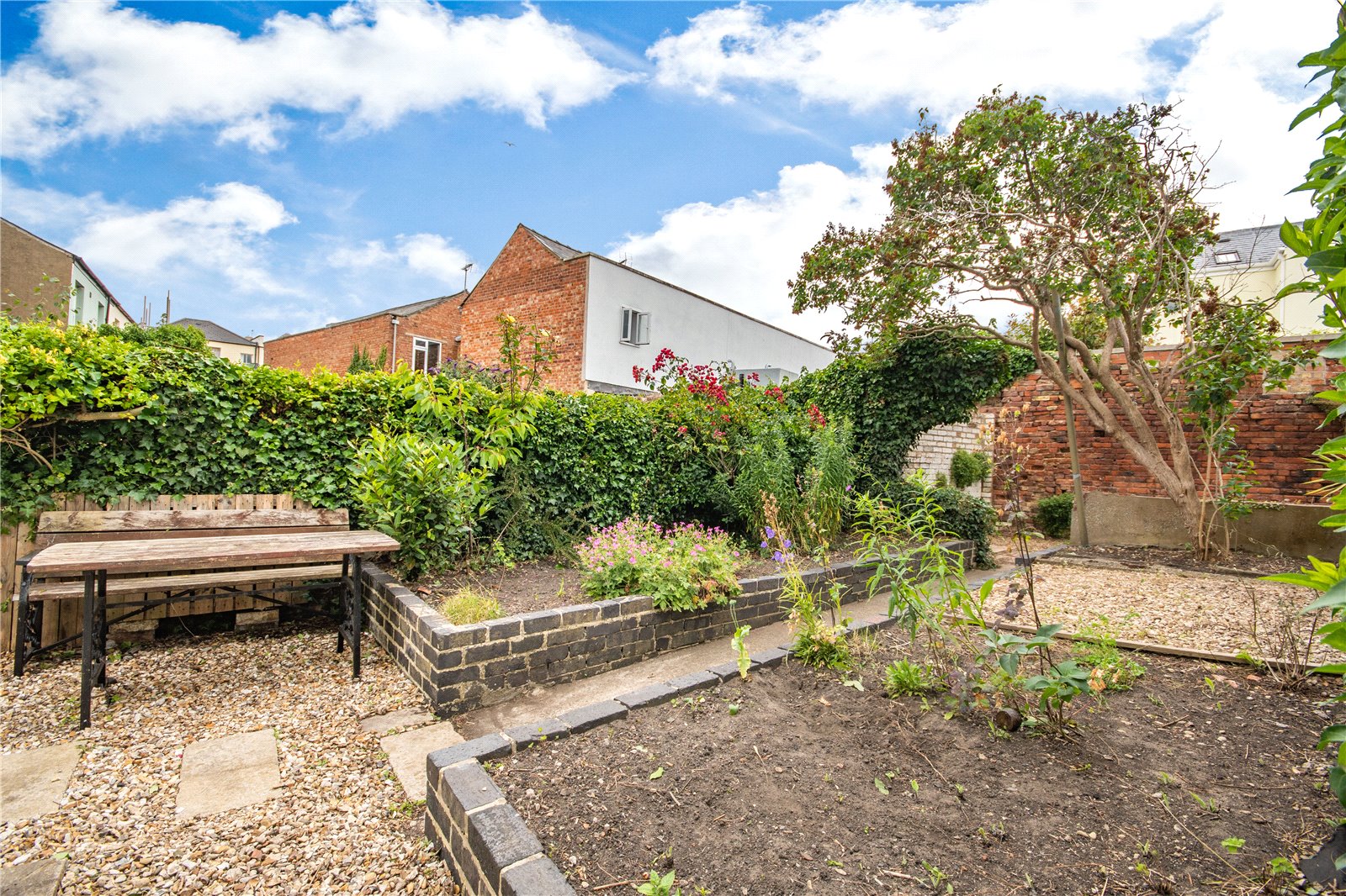 3 bedroom House for sale in The Suffolks, Cheltenham