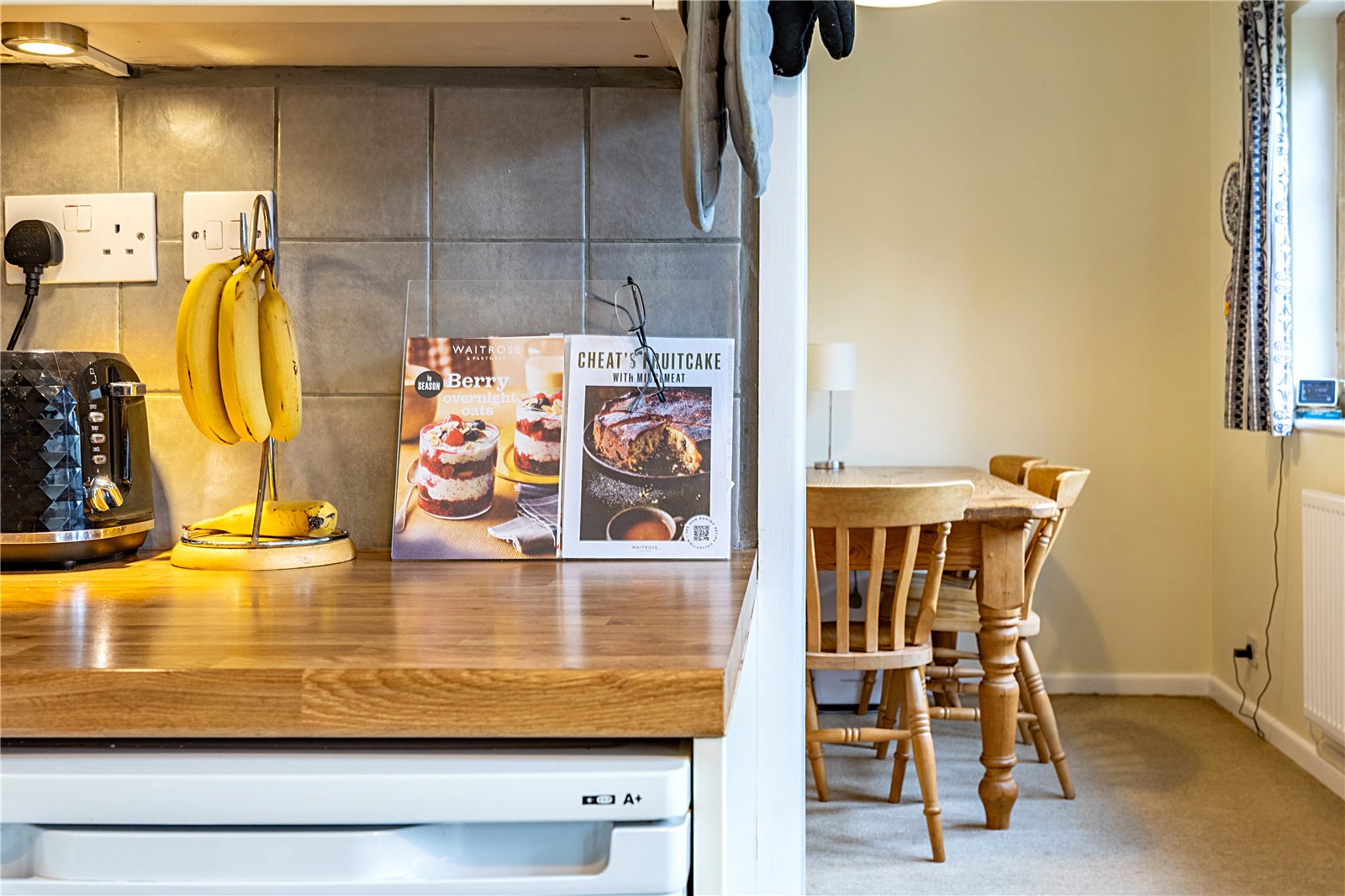 4 bedroom House for sale in Chedworth, Cheltenham