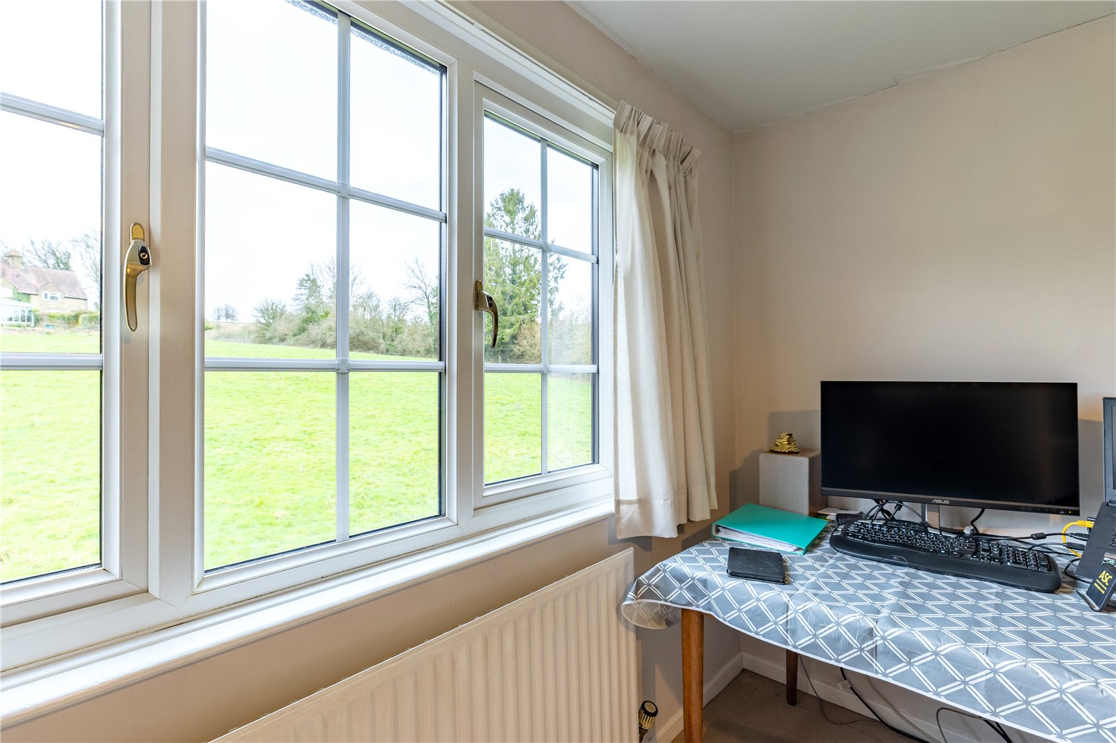 4 bedroom House for sale in Chedworth, Cheltenham
