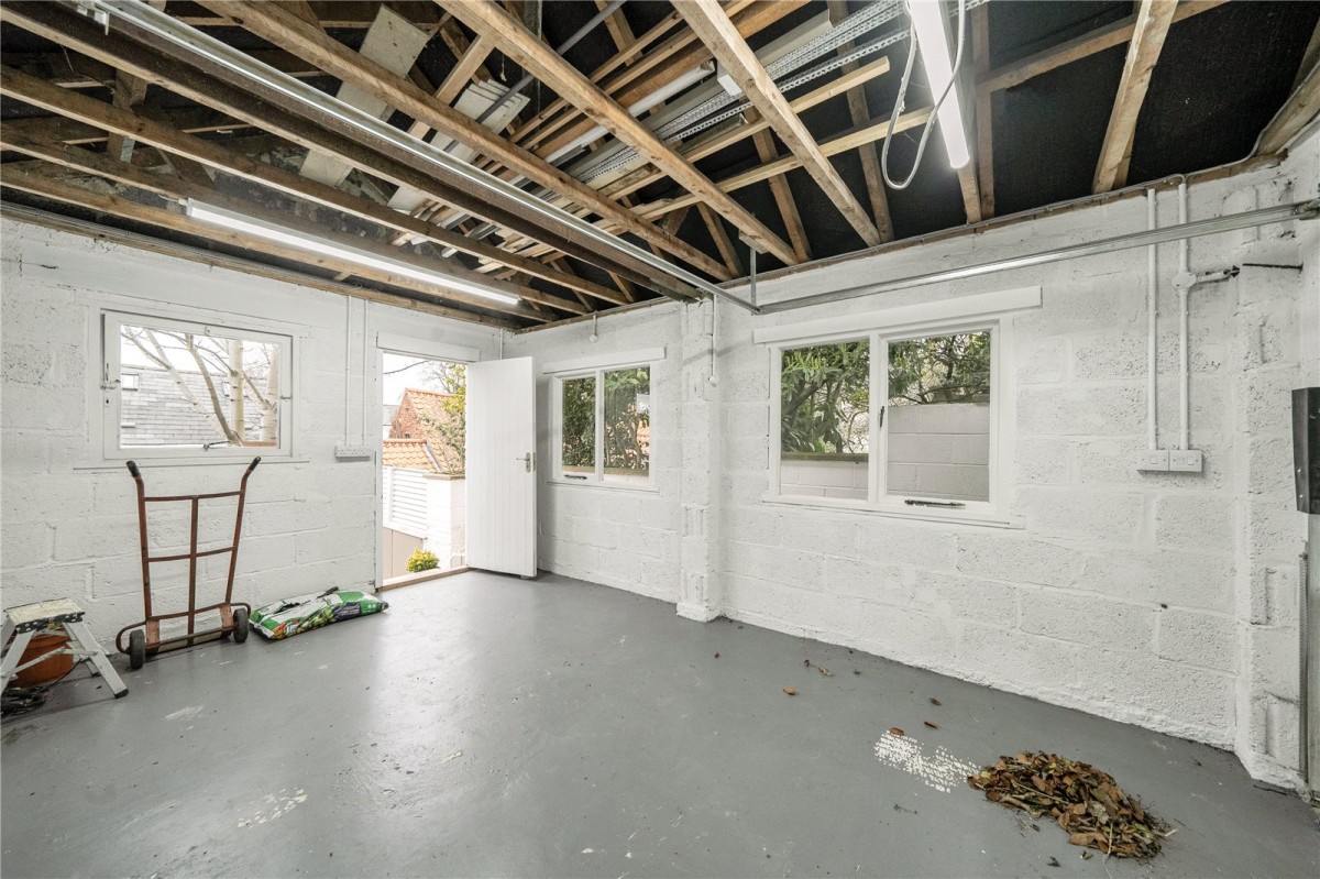 Charlton Kings, Cheltenham