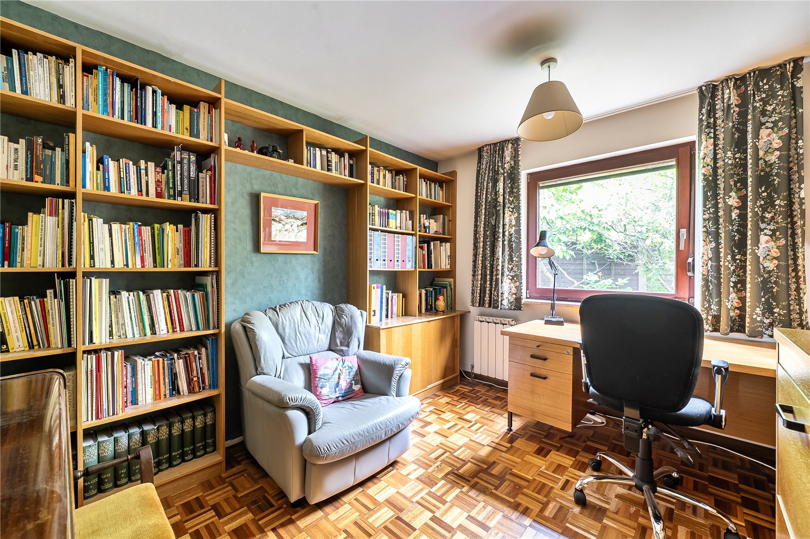 5 bedroom House for sale in Cheltenham