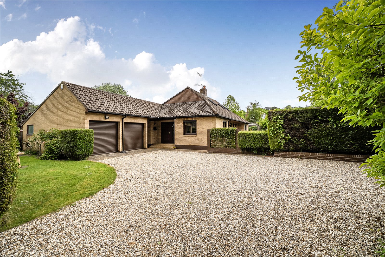 5 bedroom House for sale in Cheltenham