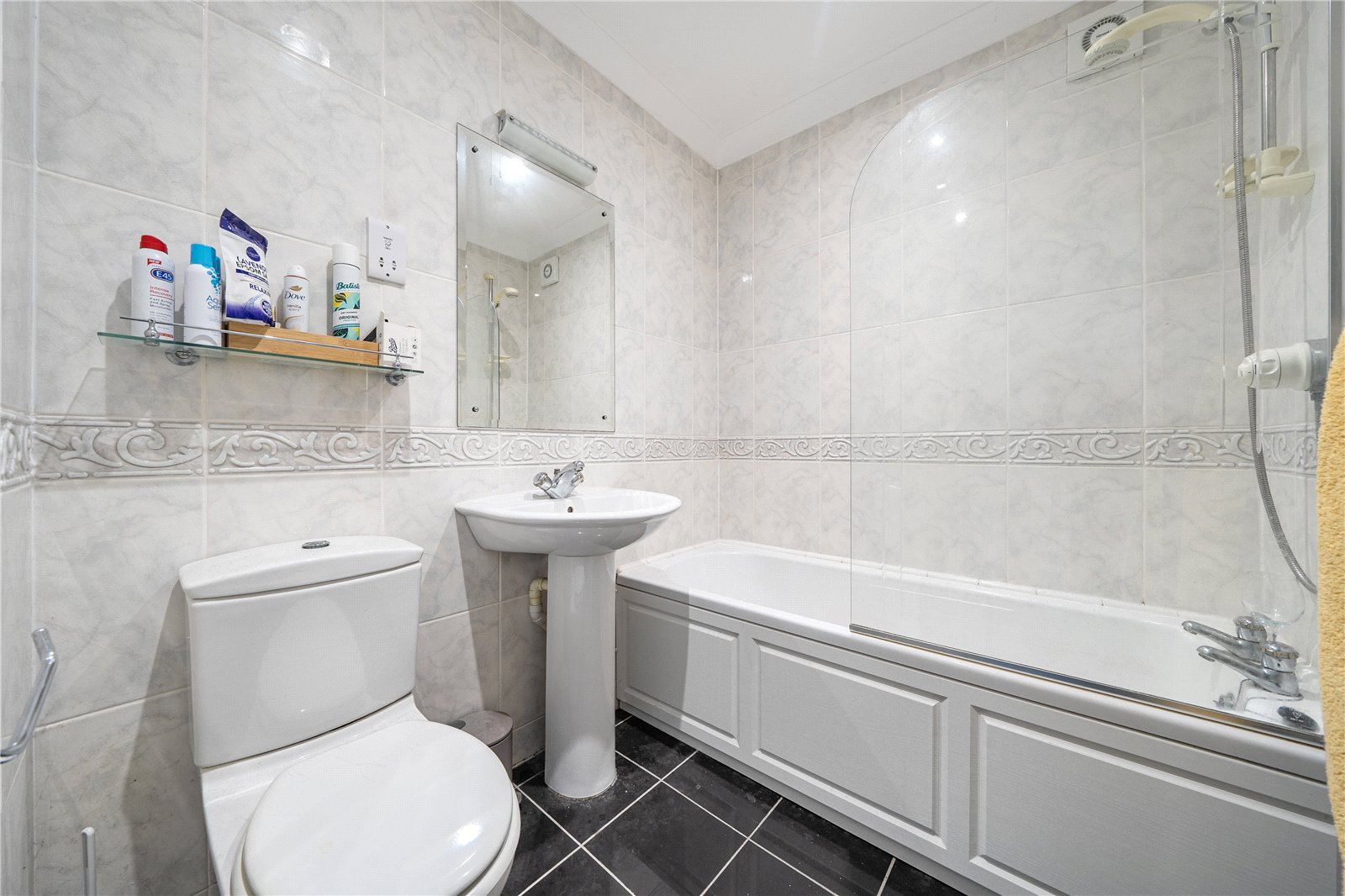 2 bedroom Flat for sale in East Approach Drive, Cheltenham