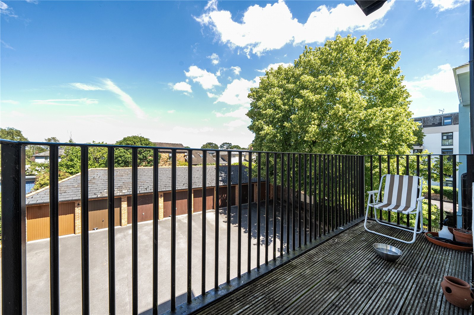2 bedroom Flat for sale in East Approach Drive, Cheltenham