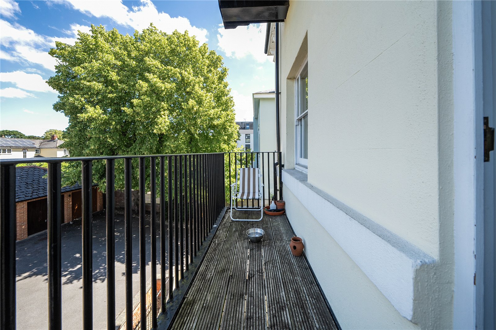 2 bedroom Flat for sale in East Approach Drive, Cheltenham