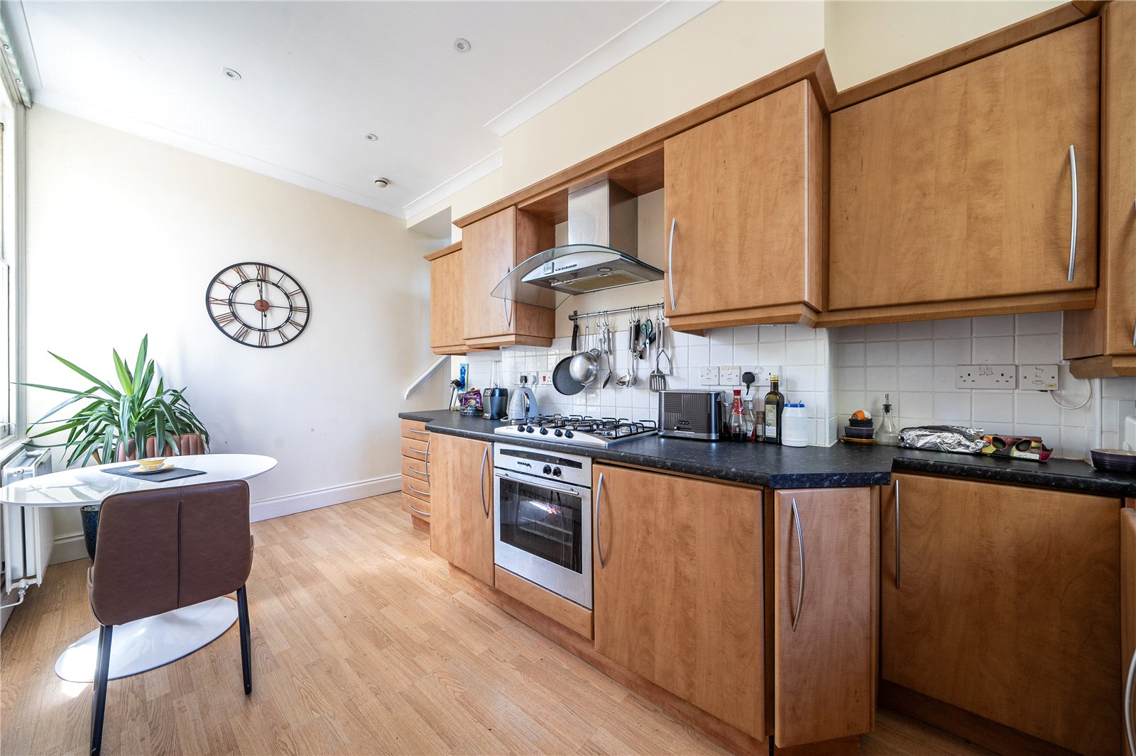 2 bedroom Flat for sale in East Approach Drive, Cheltenham