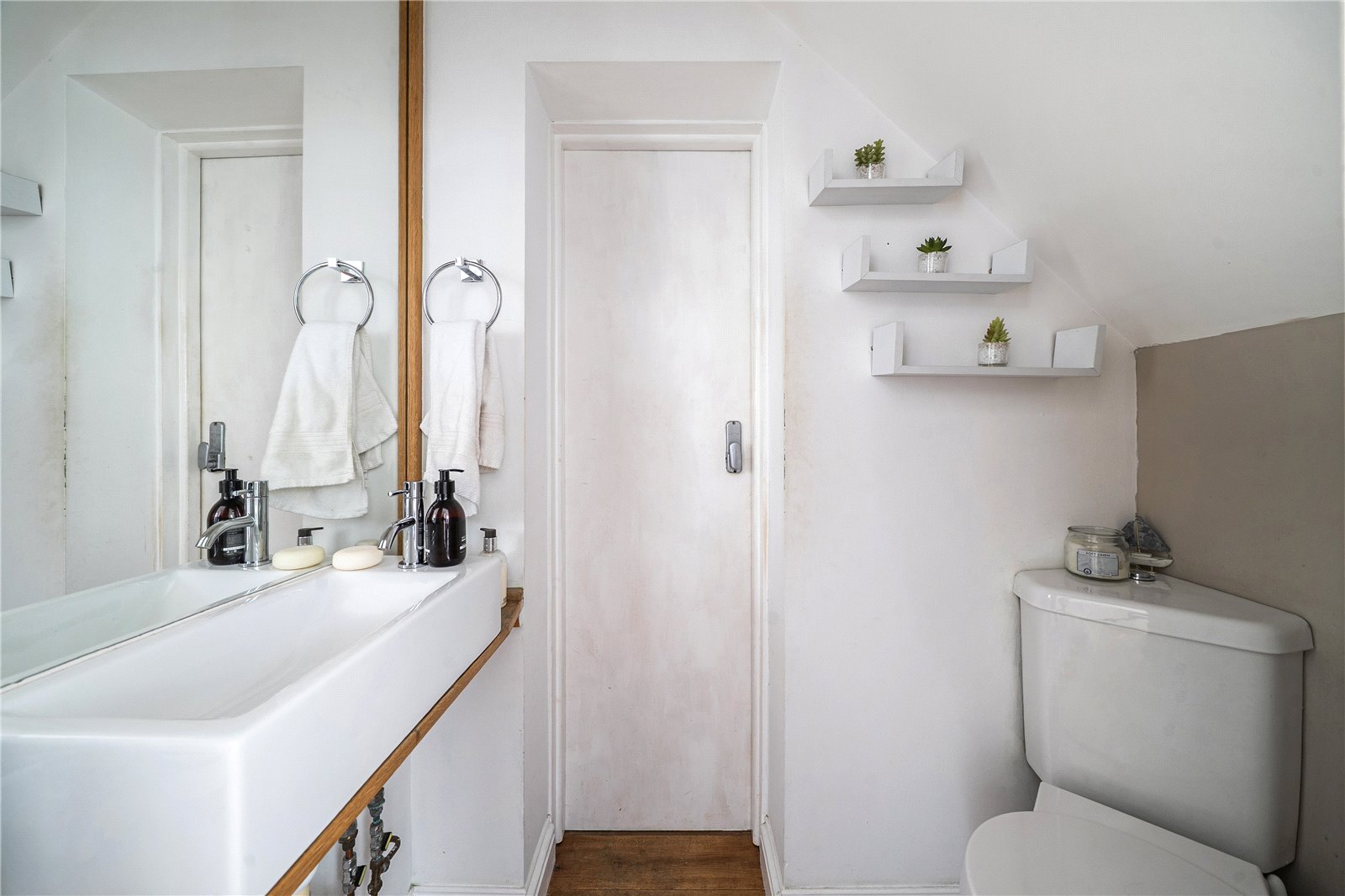 3 bedroom House for sale in Cheltenham