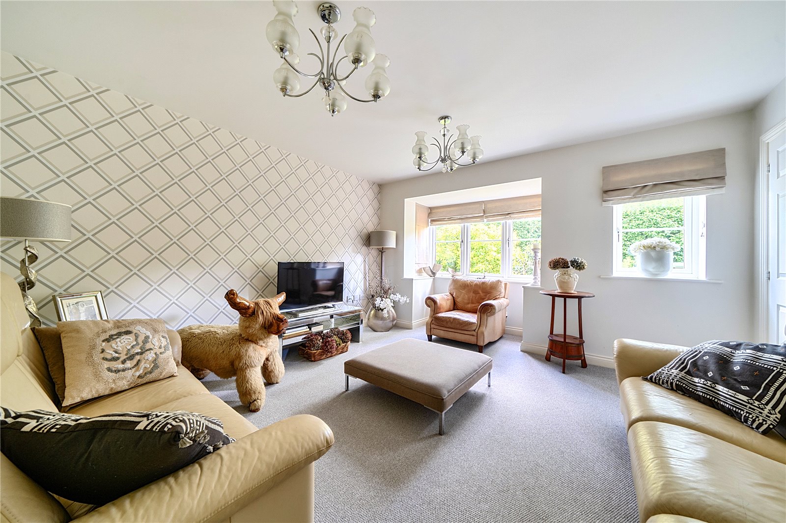 4 bedroom House for sale in Cheltenham
