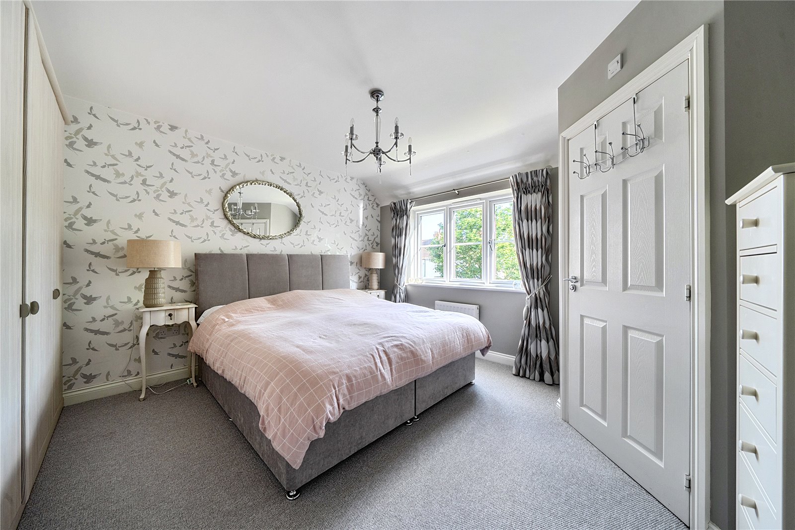 4 bedroom House for sale in Cheltenham