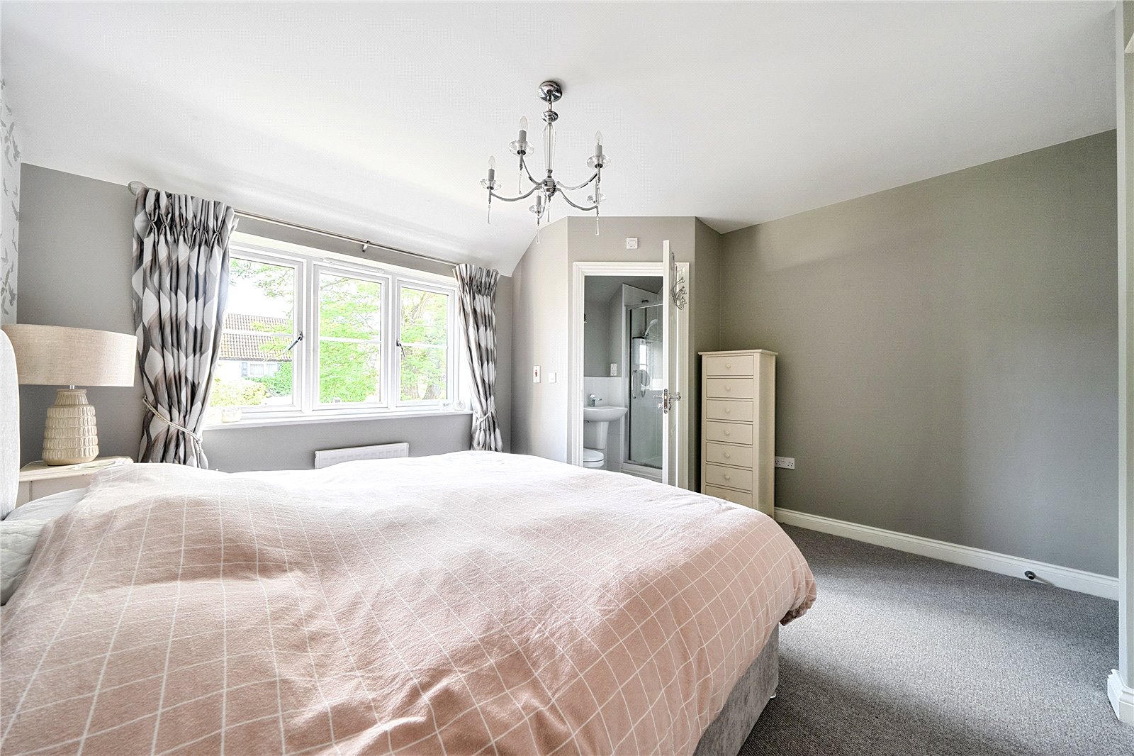 4 bedroom House for sale in Cheltenham