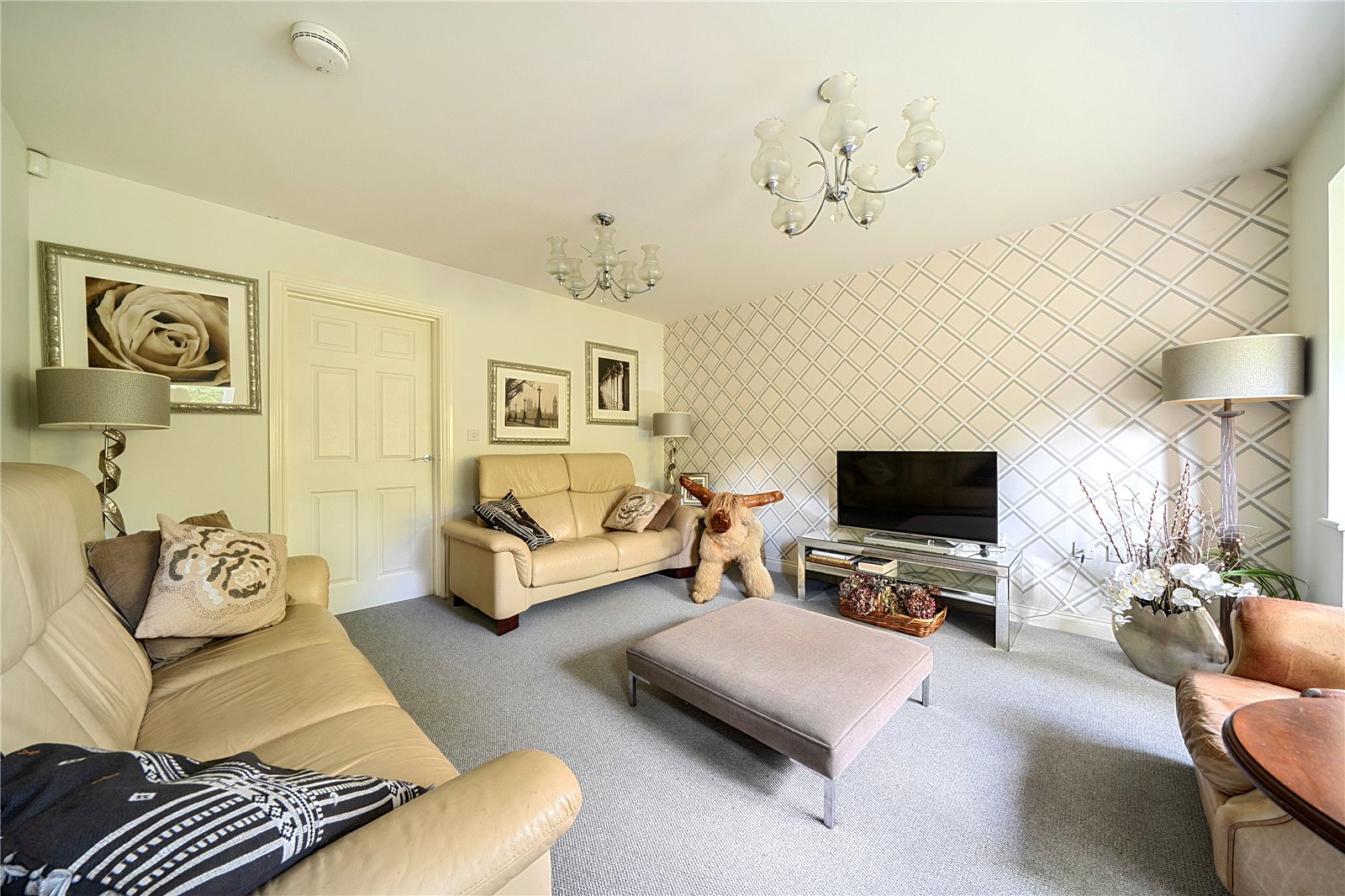 4 bedroom House for sale in Cheltenham