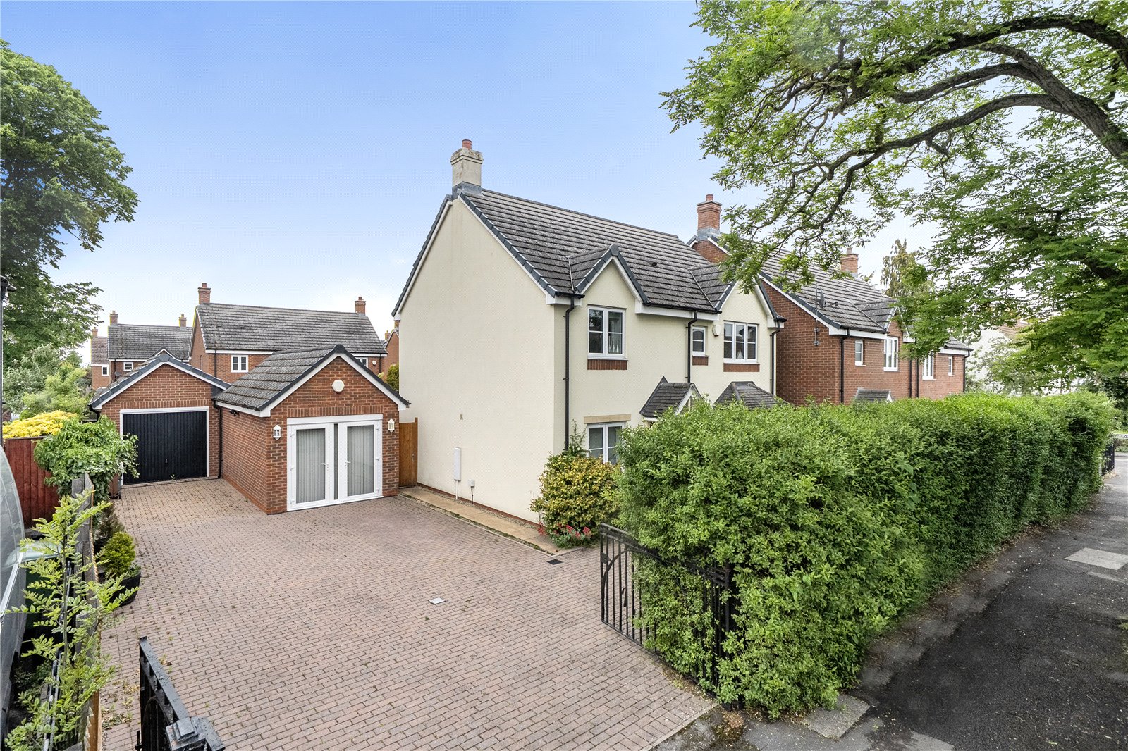 4 bedroom House for sale in Cheltenham