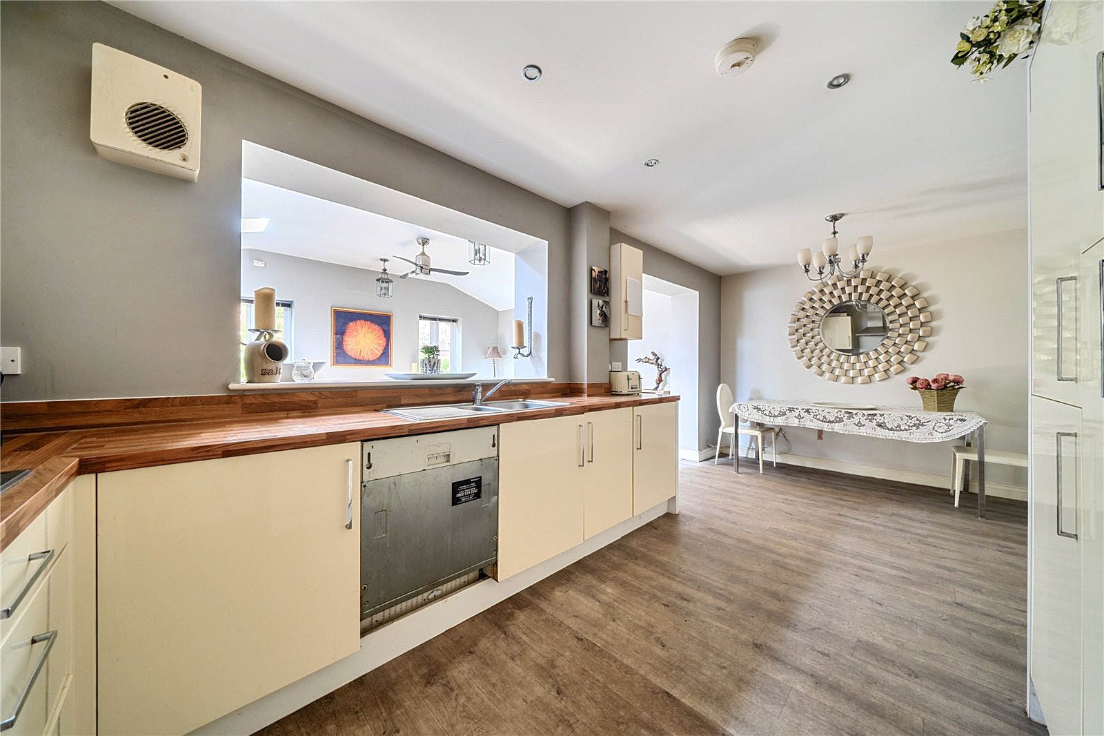4 bedroom House for sale in Cheltenham