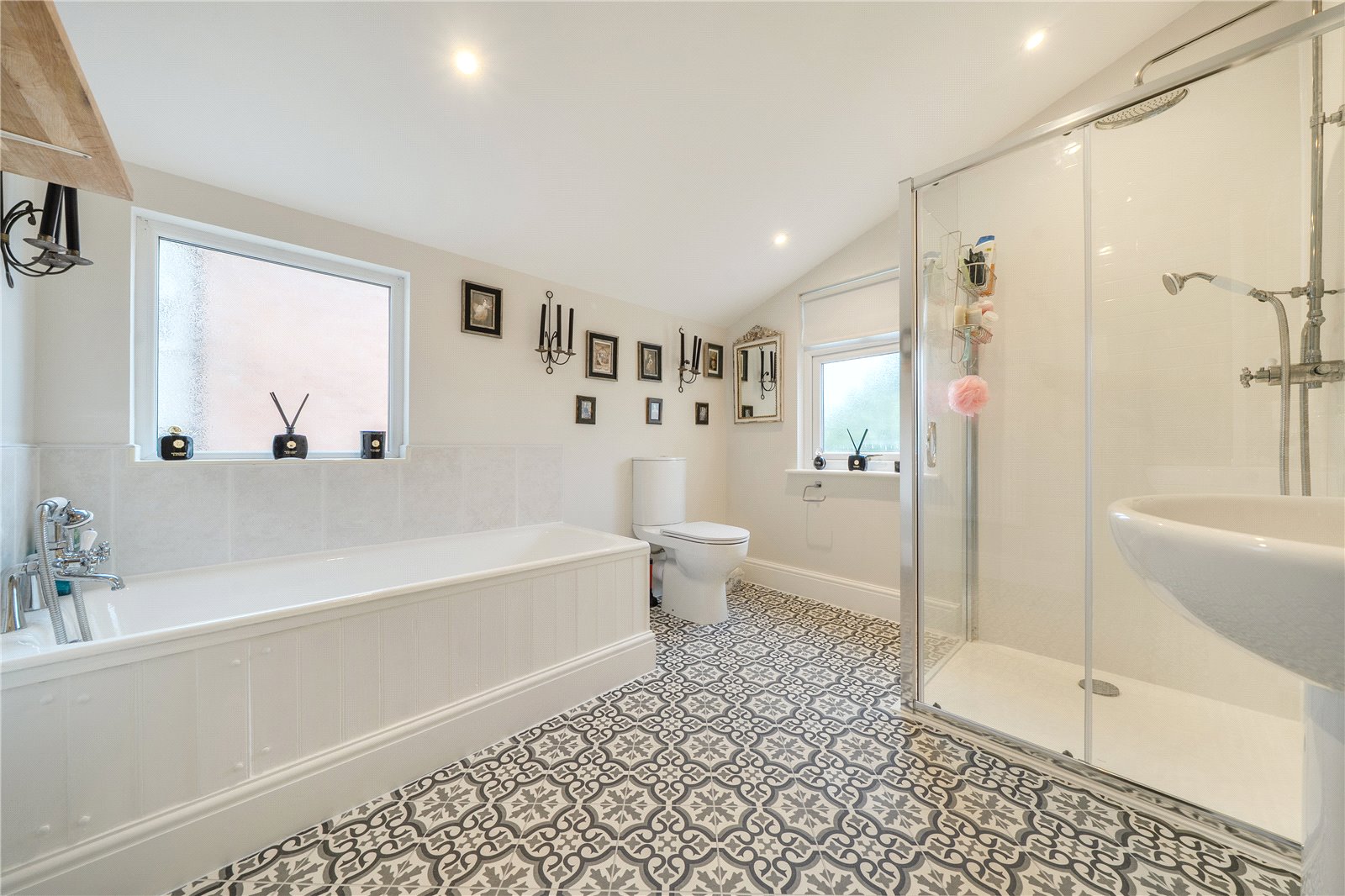 3 bedroom House for sale in Charlton Kings, Cheltenham