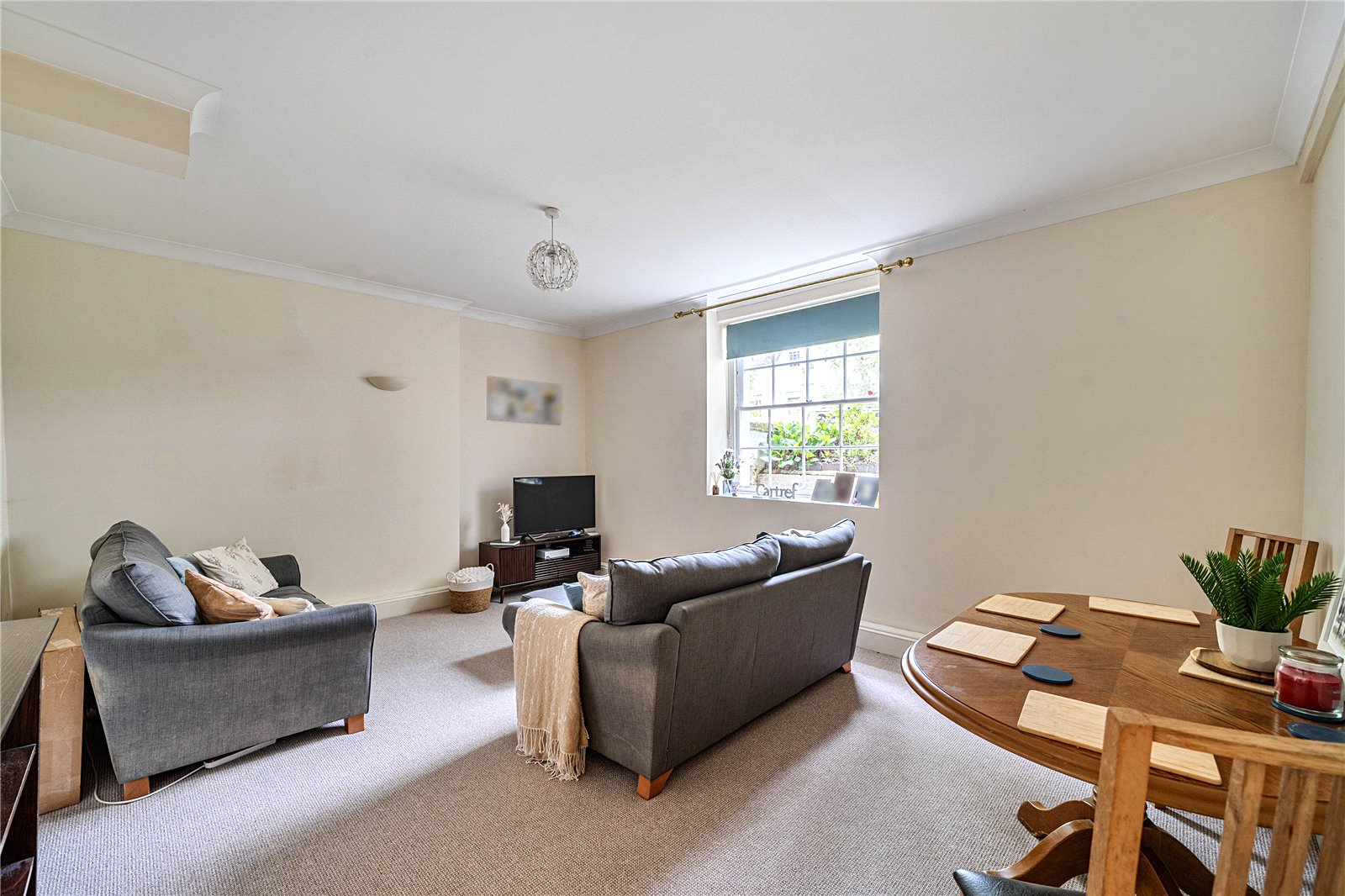 2 bedroom Flat for sale in Cheltenham