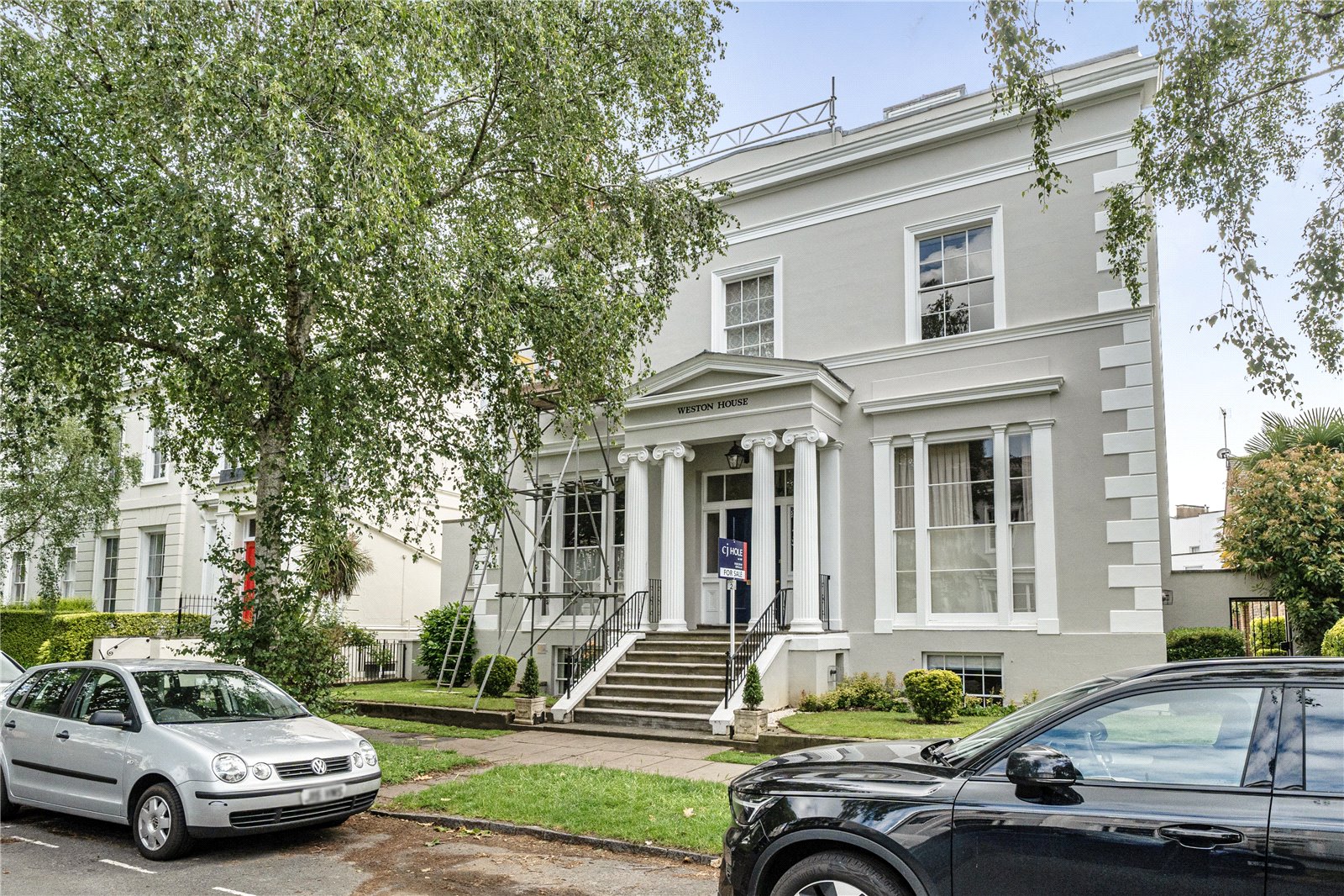 2 bedroom Flat for sale in Cheltenham