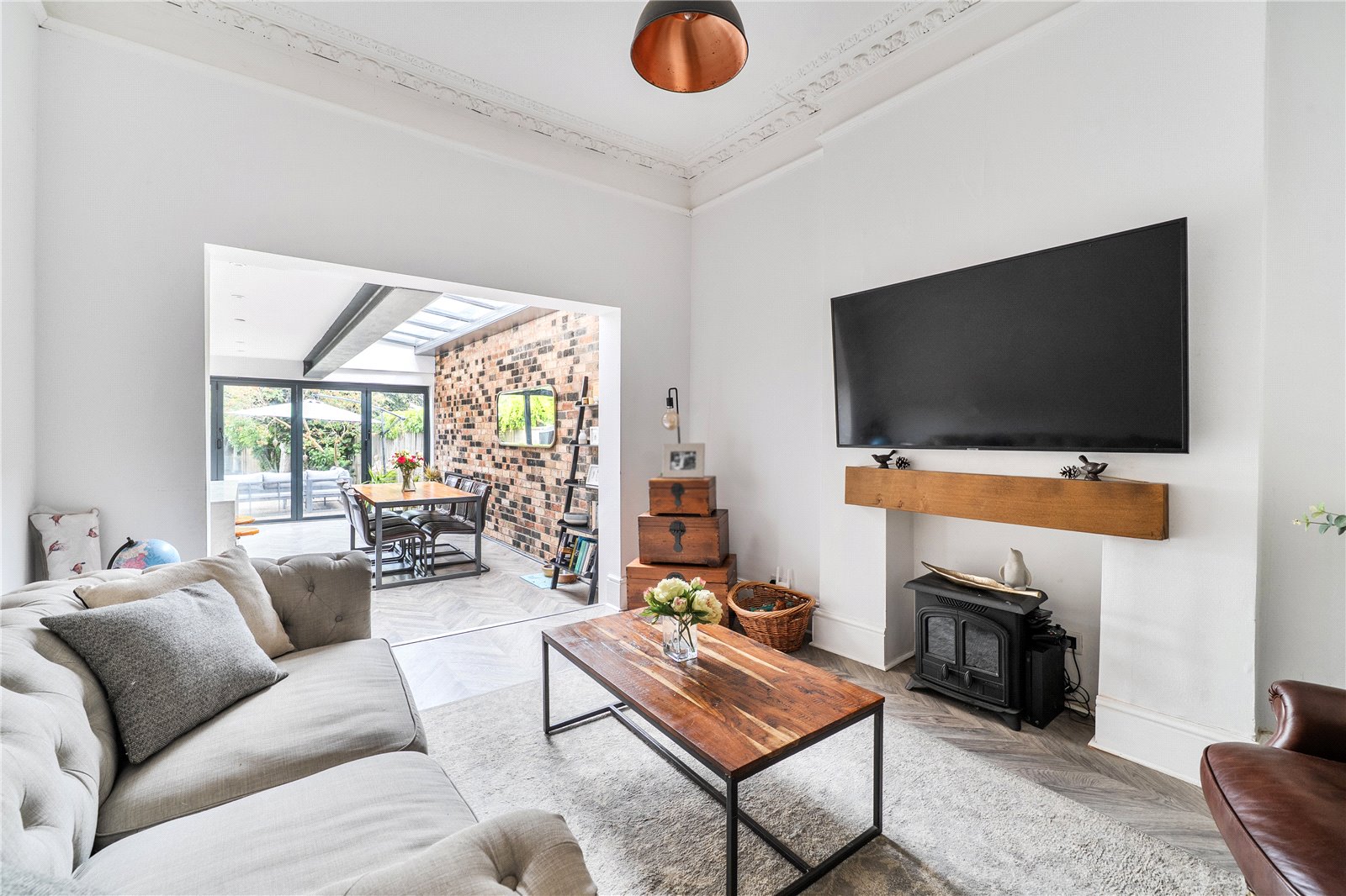 4 bedroom House for sale in Cheltenham