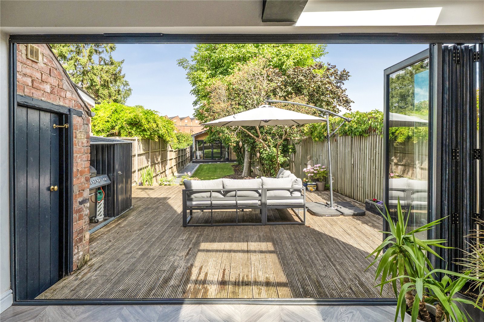 4 bedroom House for sale in Cheltenham