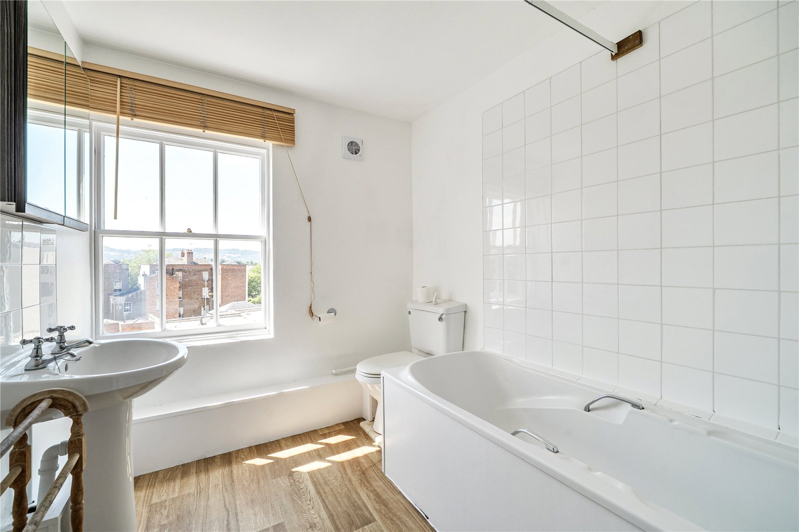 2 bedroom Flat for sale in Cheltenham