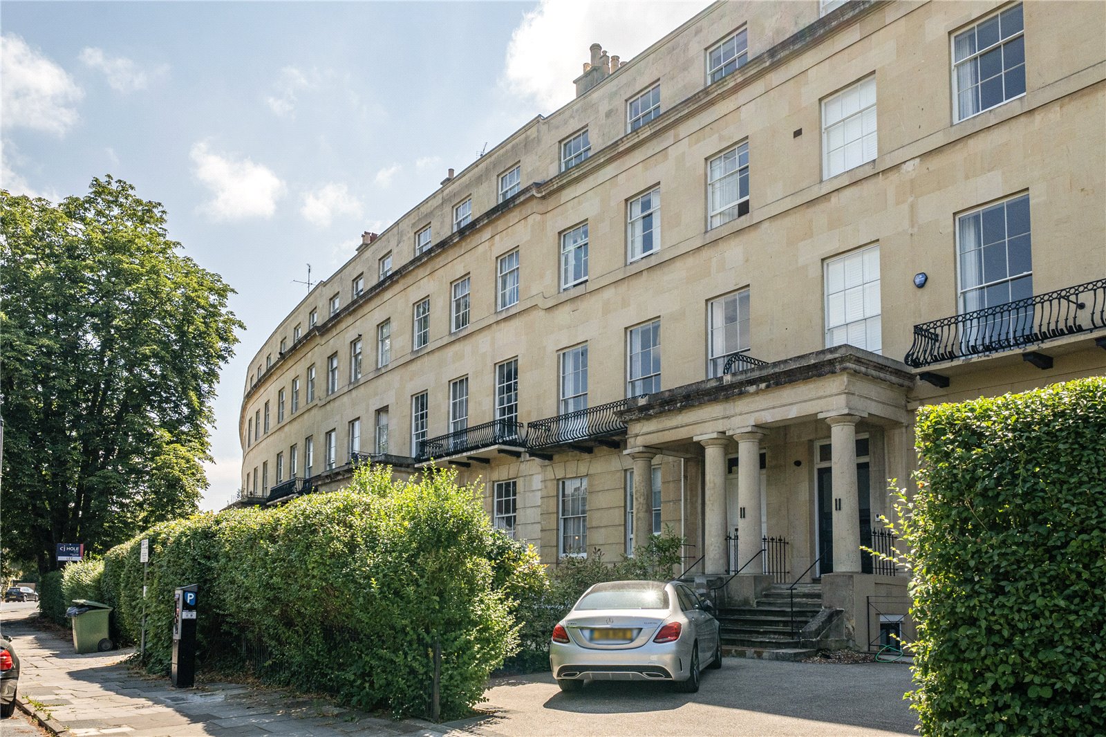 2 bedroom Flat for sale in Cheltenham