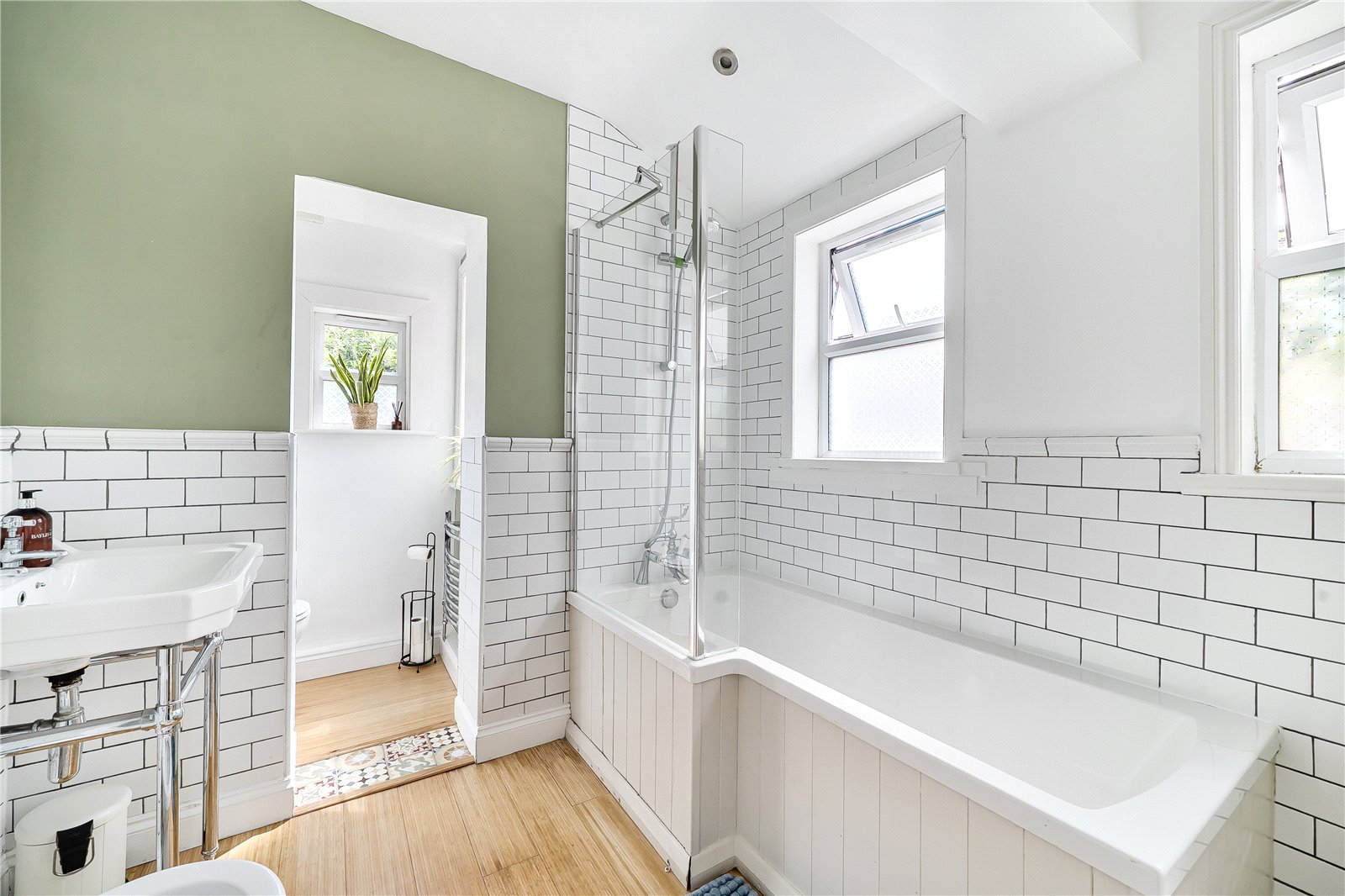 3 bedroom House for sale in Cheltenham