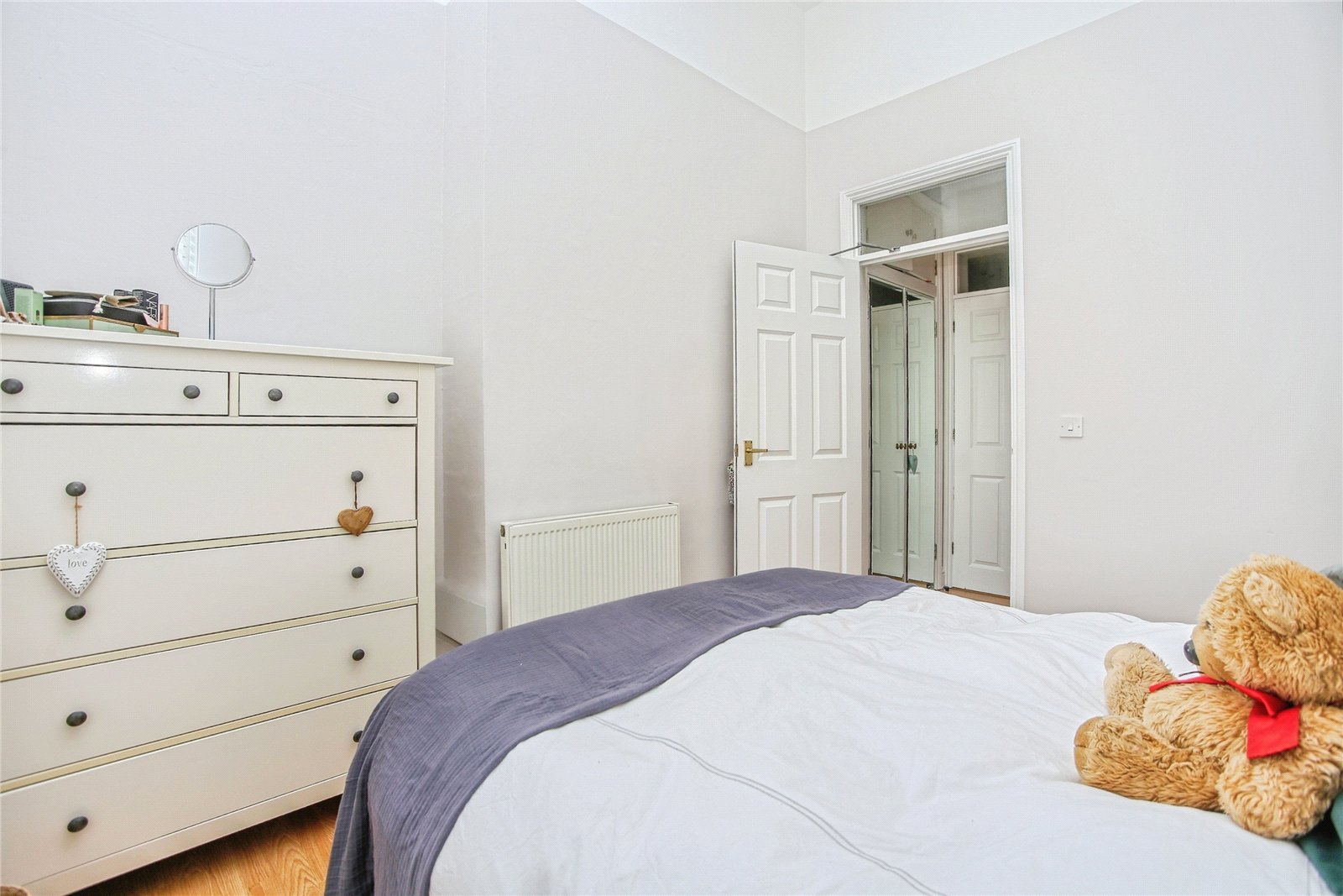 1 bedroom Flat to let in Cheltenham, Gloucestershire