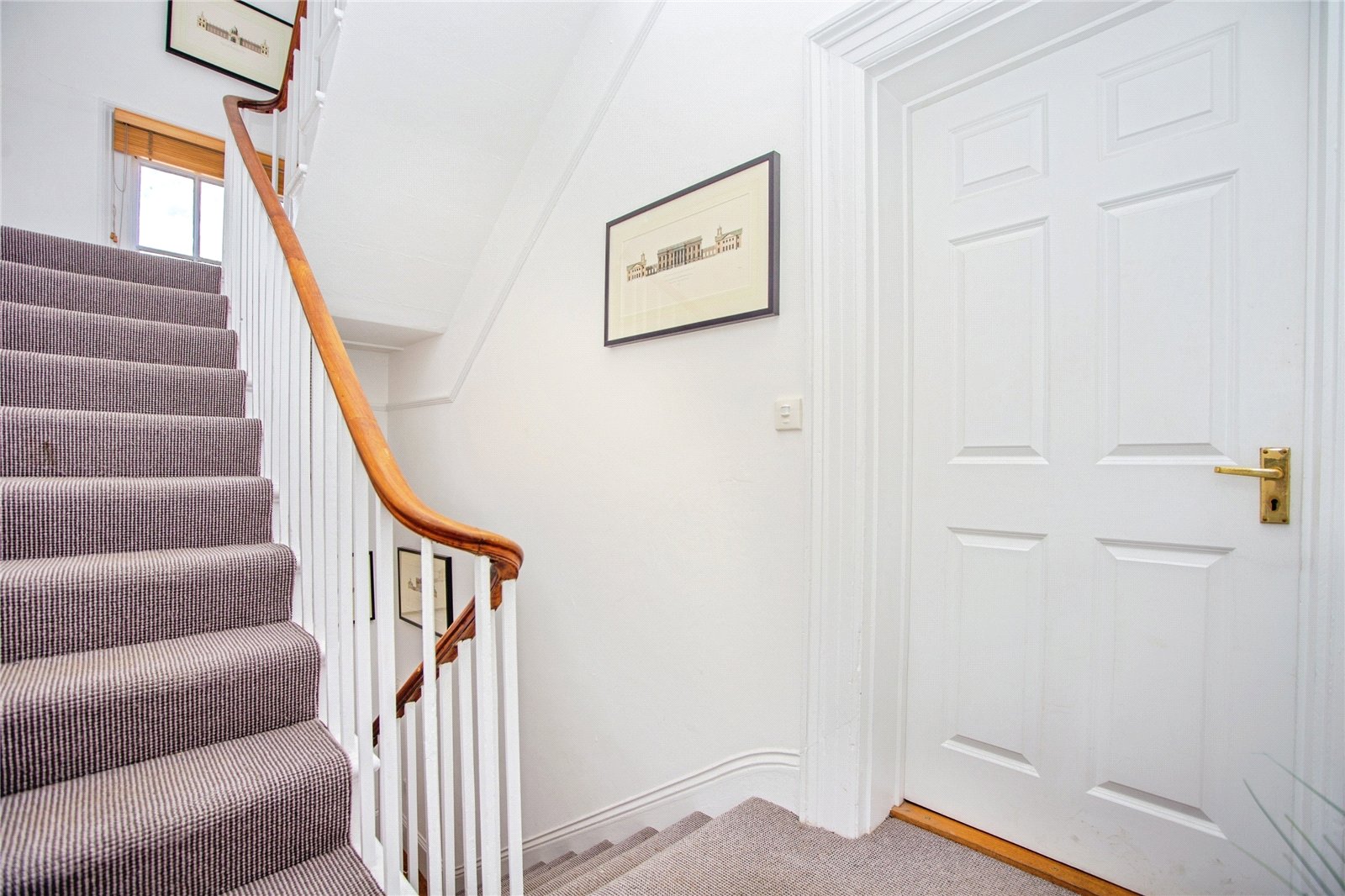 1 bedroom Flat to let in Cheltenham, Gloucestershire