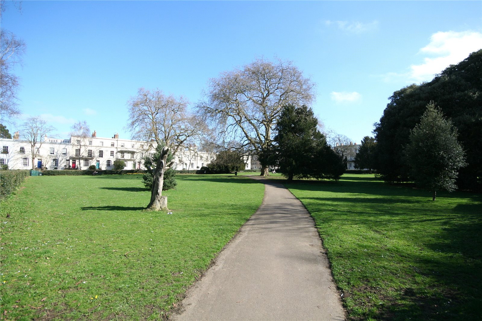 1 bedroom Flat to let in Cheltenham