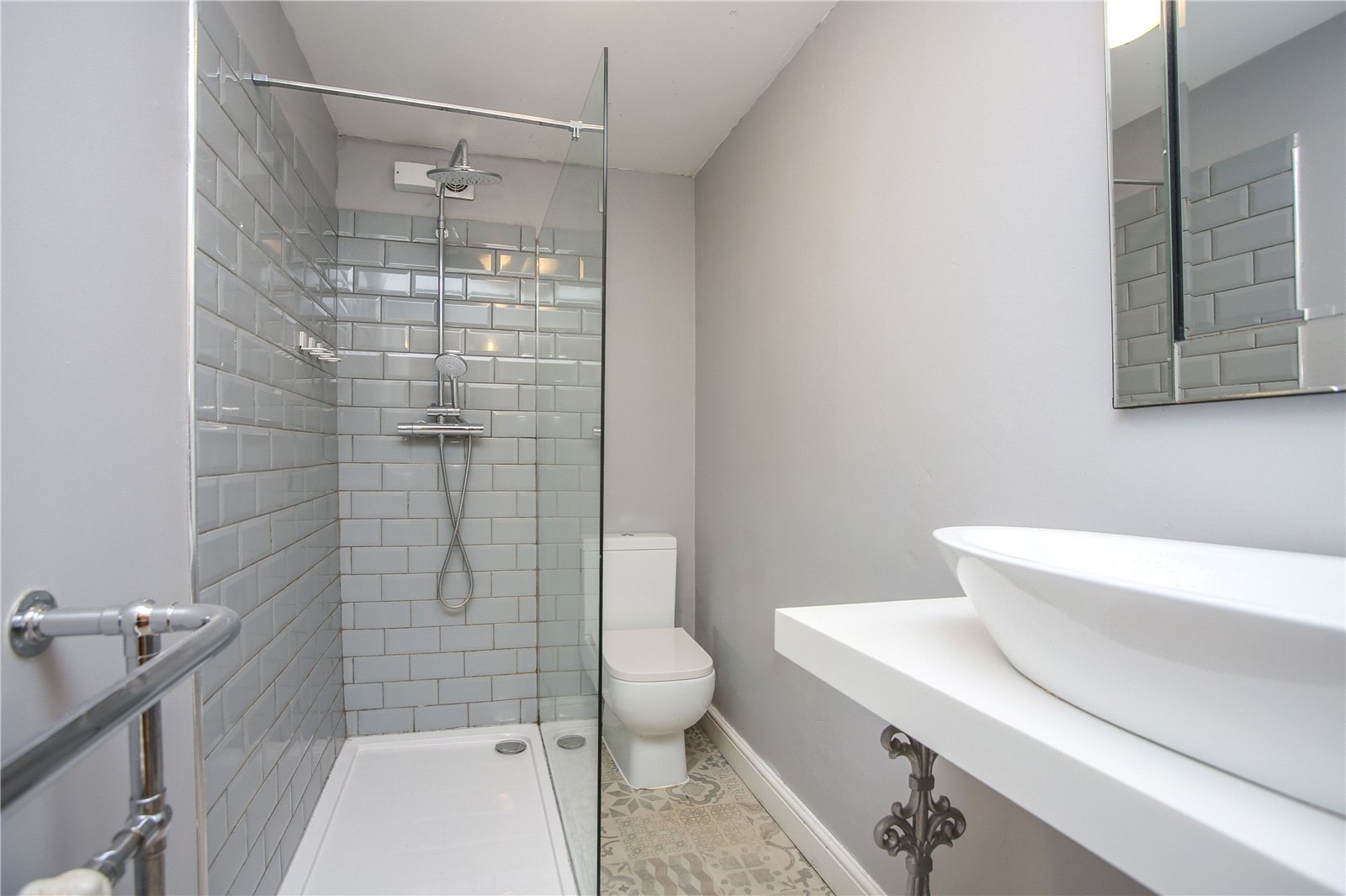 2 bedroom Flat to let in Cheltenham, Gloucestershire