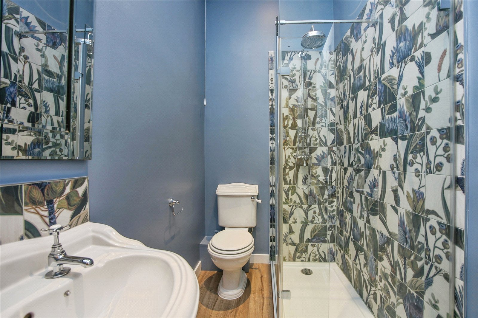 1 bedroom Flat to let in Cheltenham, Gloucestershire