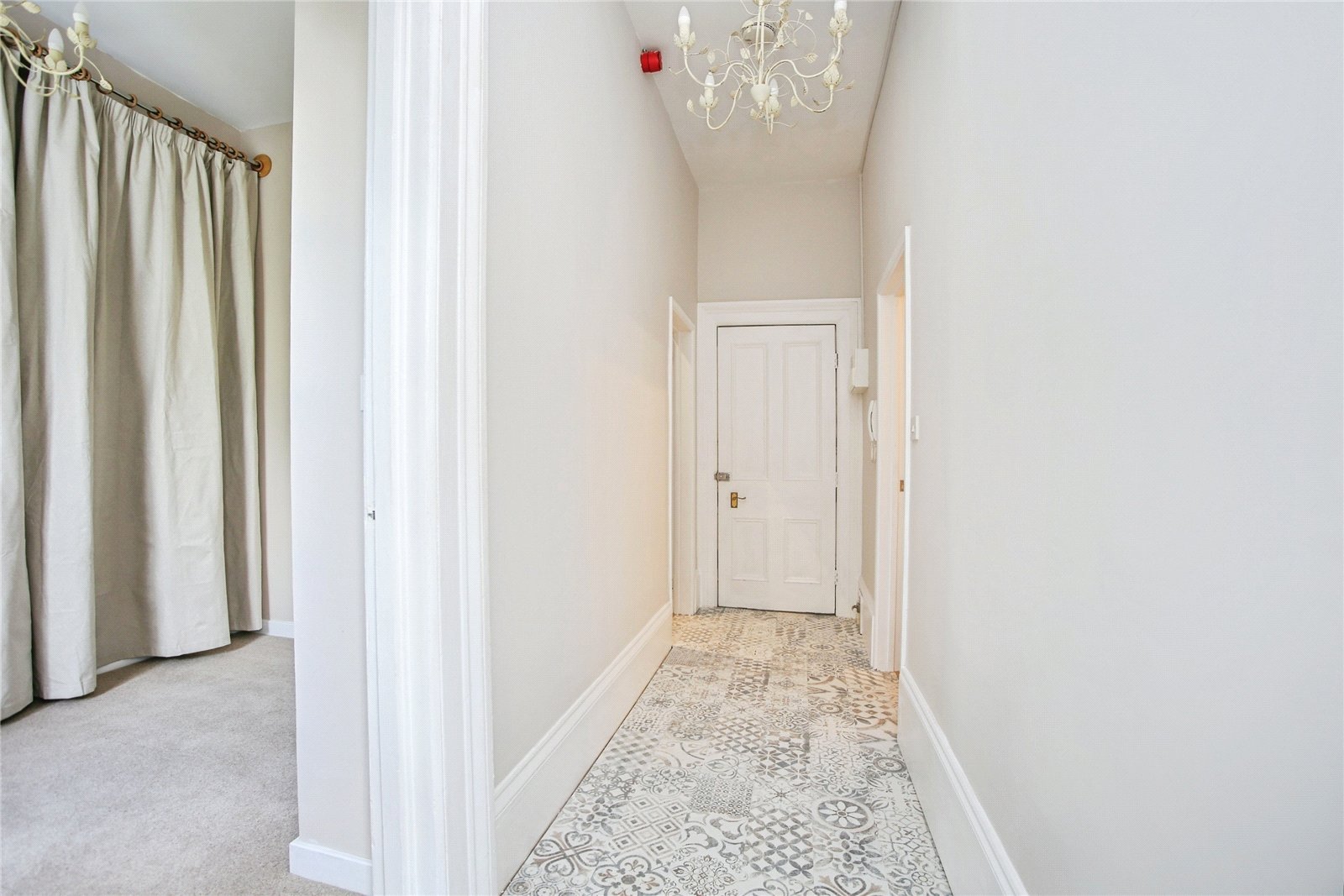 1 bedroom Flat to let in Cheltenham, Gloucestershire