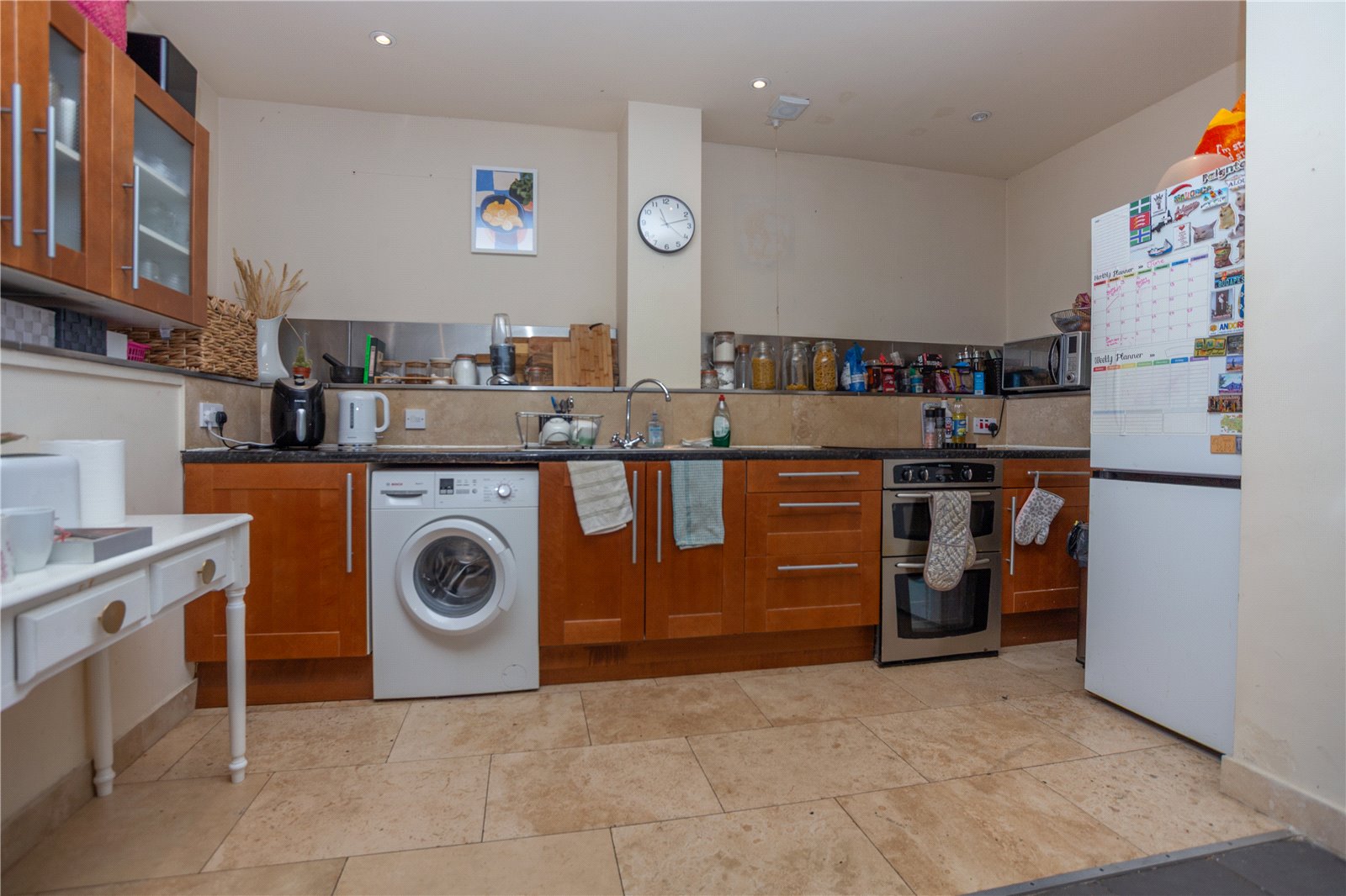 2 bedroom House to let in Cheltenham, Gloucestershire