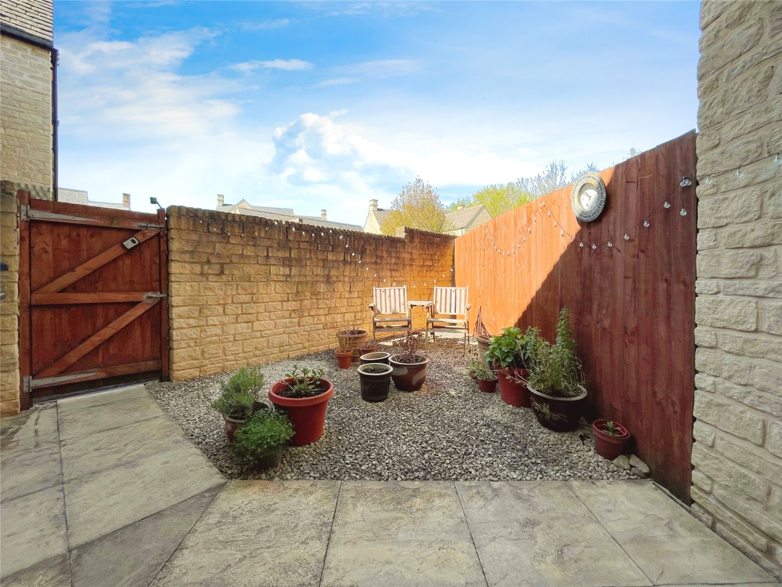 3 bedroom House to let in Cirencester, Gloucestershire
