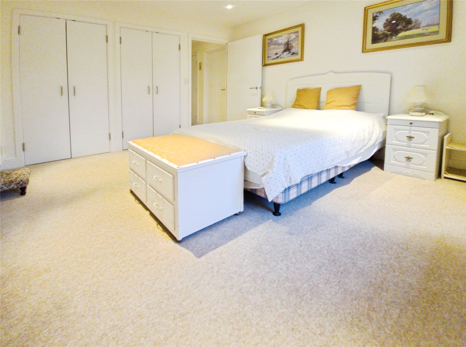 2 bedroom Flat for sale in The Waterloo, Cirencester, Glos