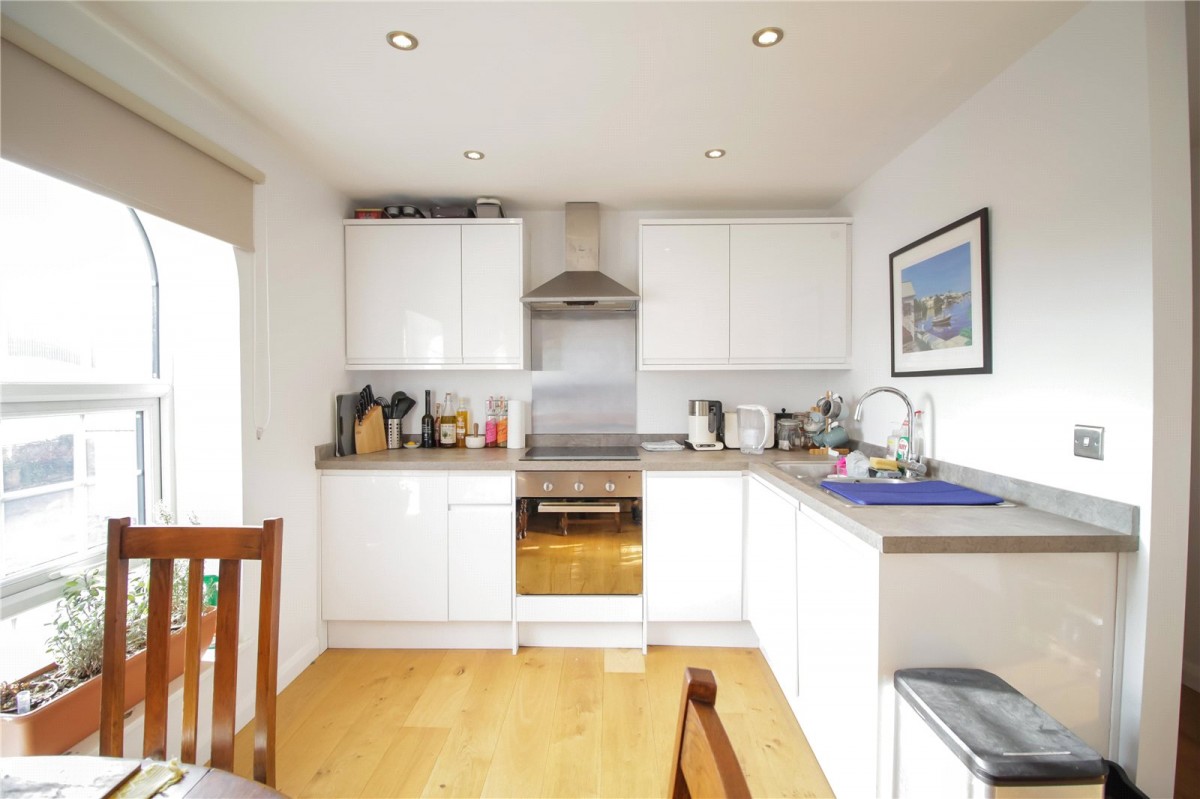 Longwood Court, Cirencester
