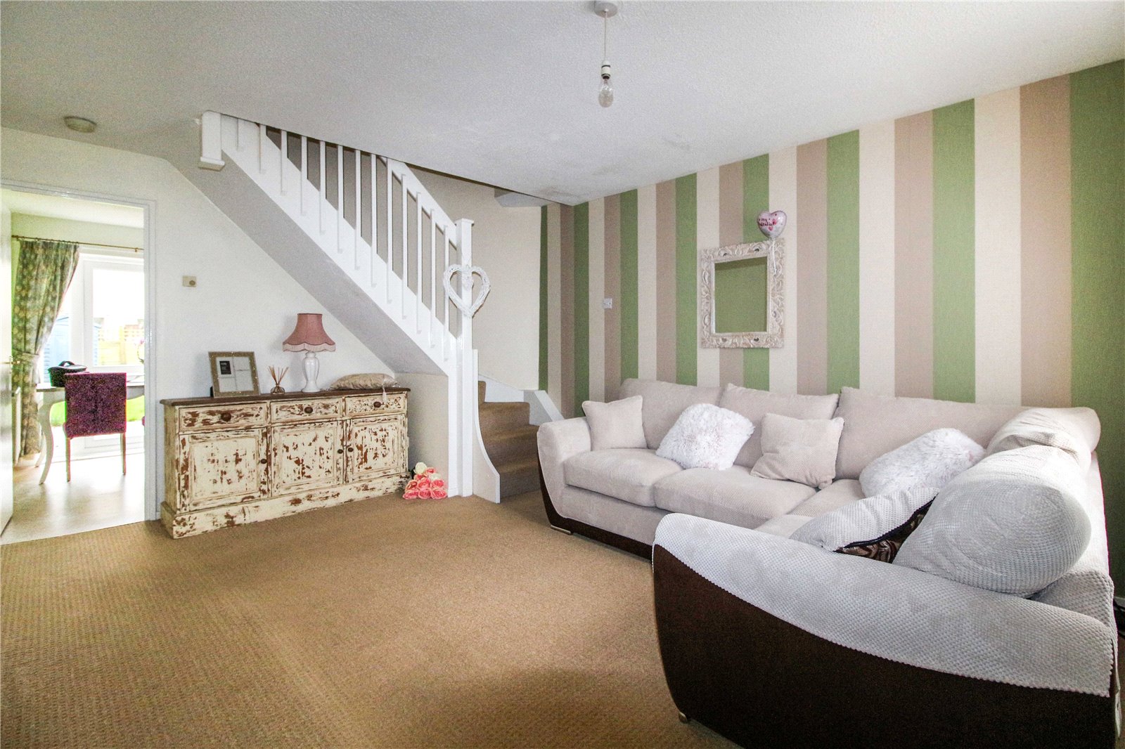 2 bedroom House to let in Cirencester
