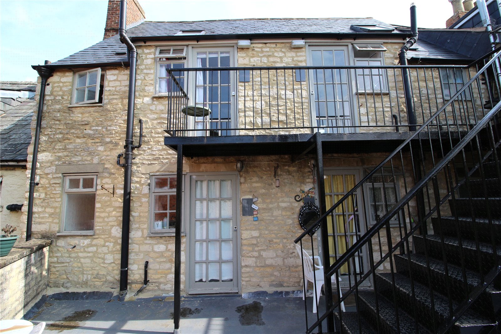 1 bedroom Flat to let in Cirencester