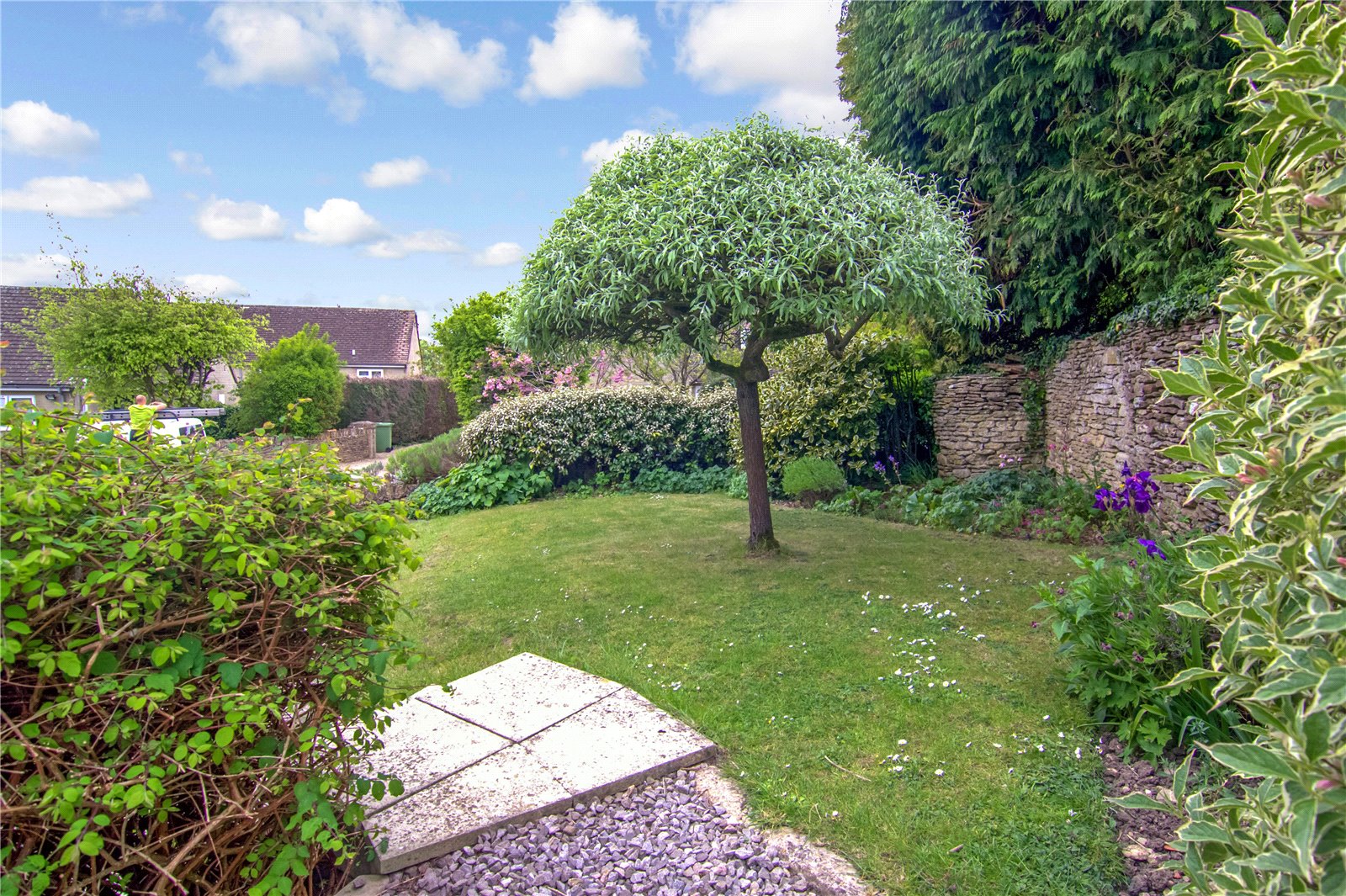 2 bedroom House to let in Cirencester