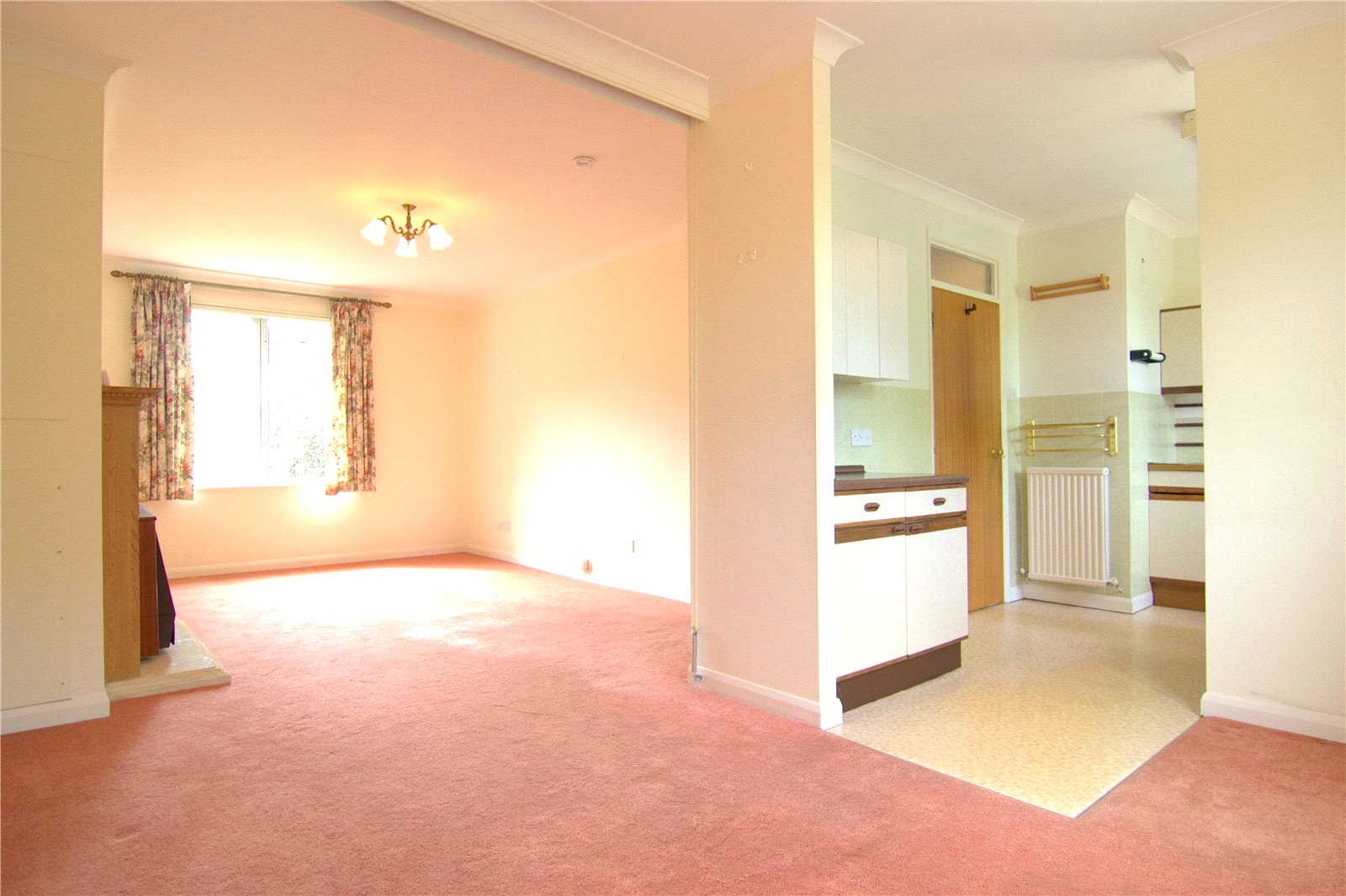 2 bedroom Flat for sale in Cirencester, Gloucestershire